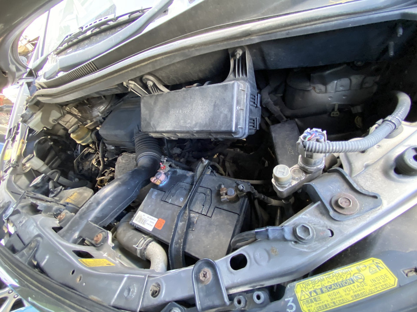 2005 Toyota Alphard ANH10 Dismantling For Parts