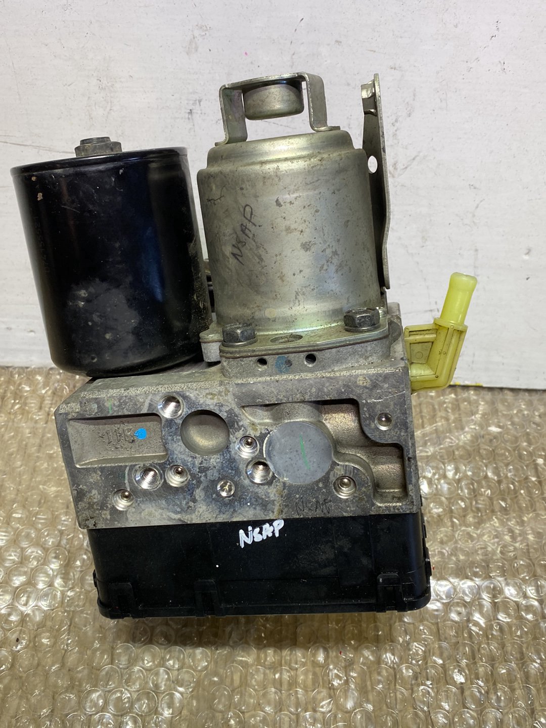 2010 Used Toyota Prius- ABS Pump PN: see photos
