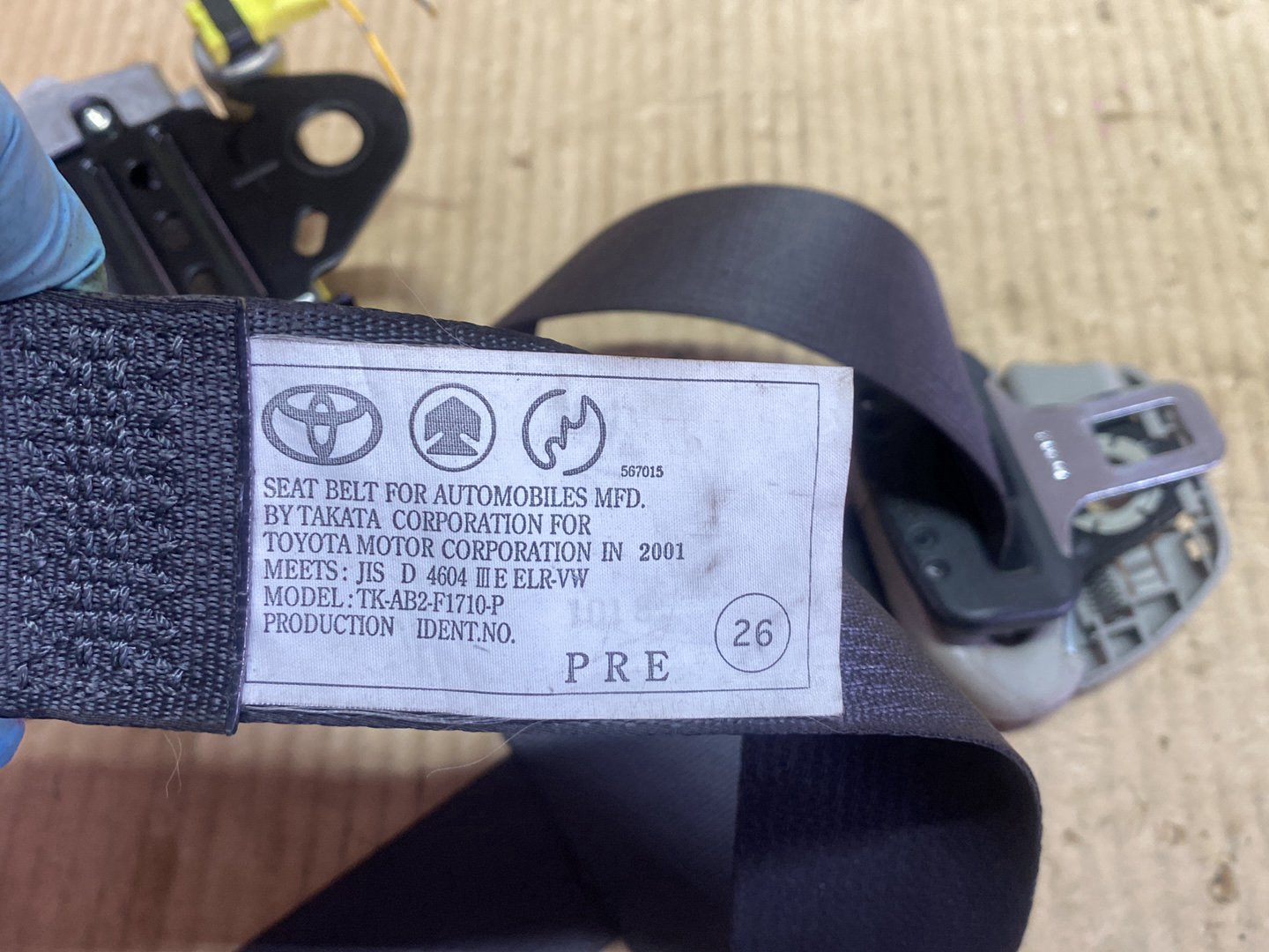 2001 Toyota Vitz NCP10 - Left Front Seat Belt PN: see photo