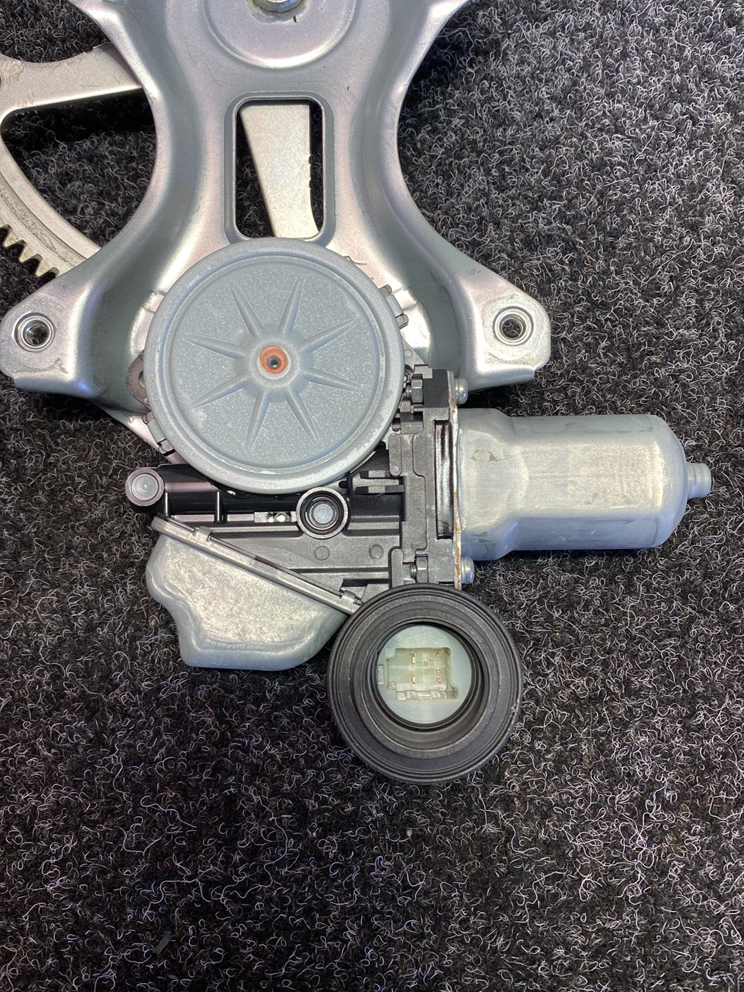 2015 Used Toyota Prius ZVW30 - Left Front Window Regulator/Motor