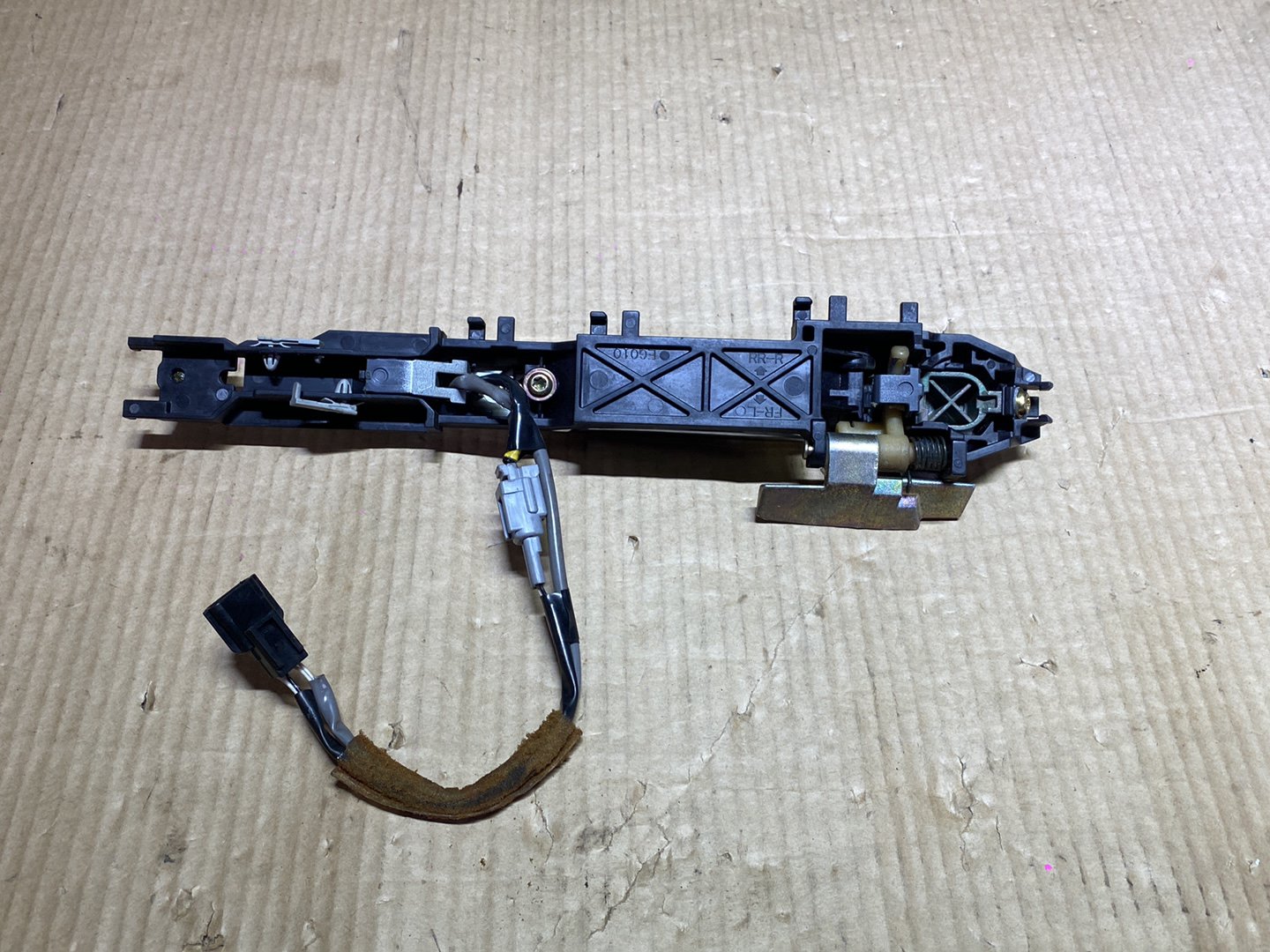 2006 Nissan Fuga Y50 - Left Front Exterior Door Handle