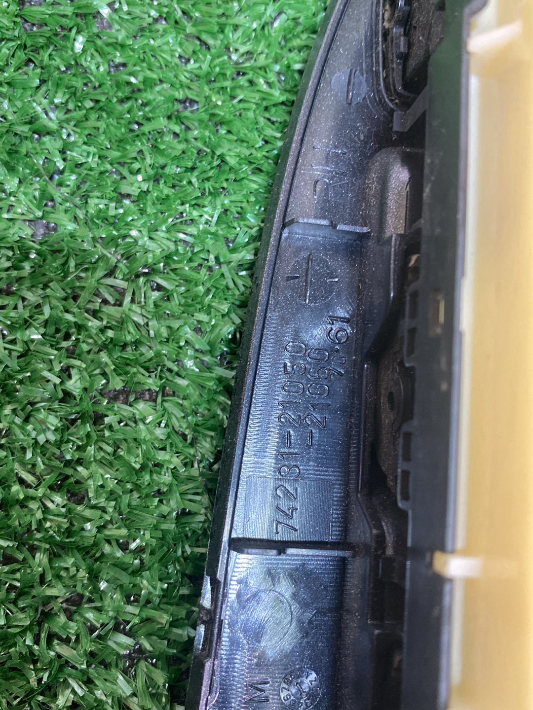 2010 Used Toyota Caldina - Master Power Window Switch PN: 7423121050