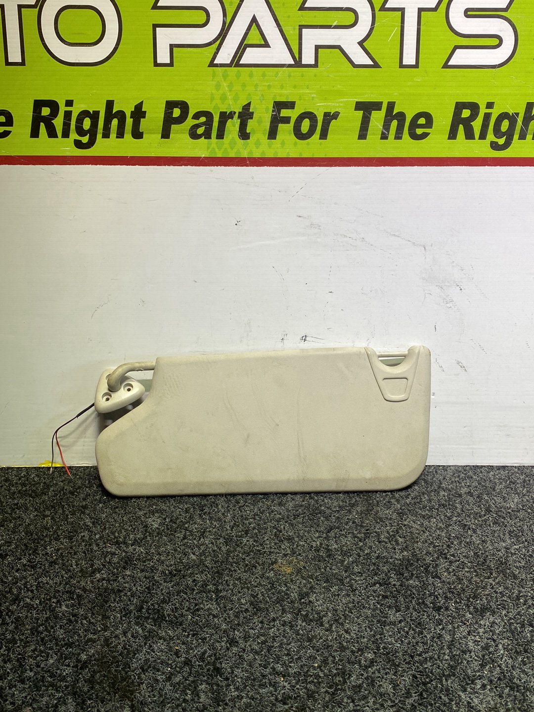 2010 Dodge Journey - Right Sun Visor
