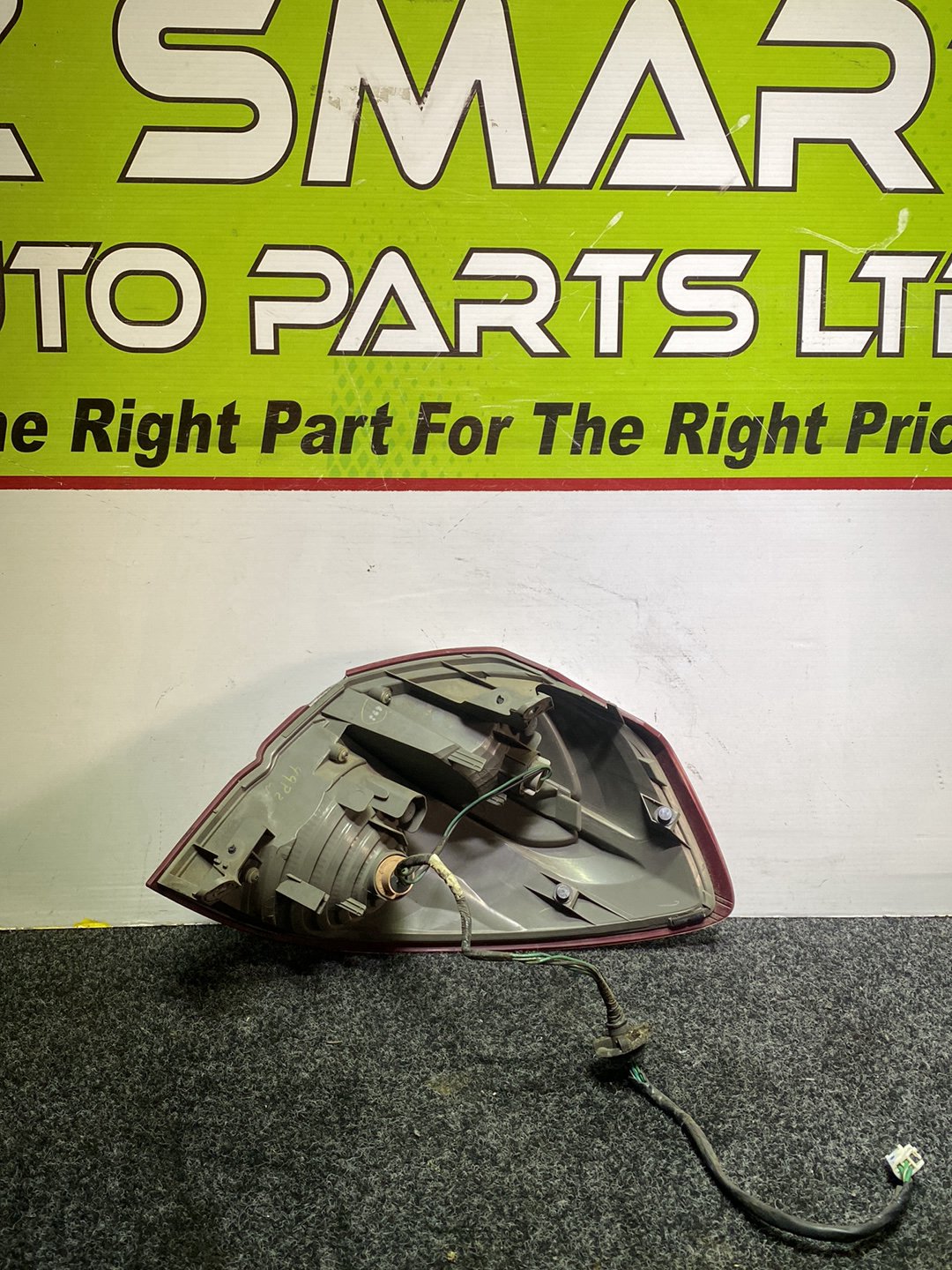 2006 Subaru Outback- Left Taillight PN: tint number 220-20952