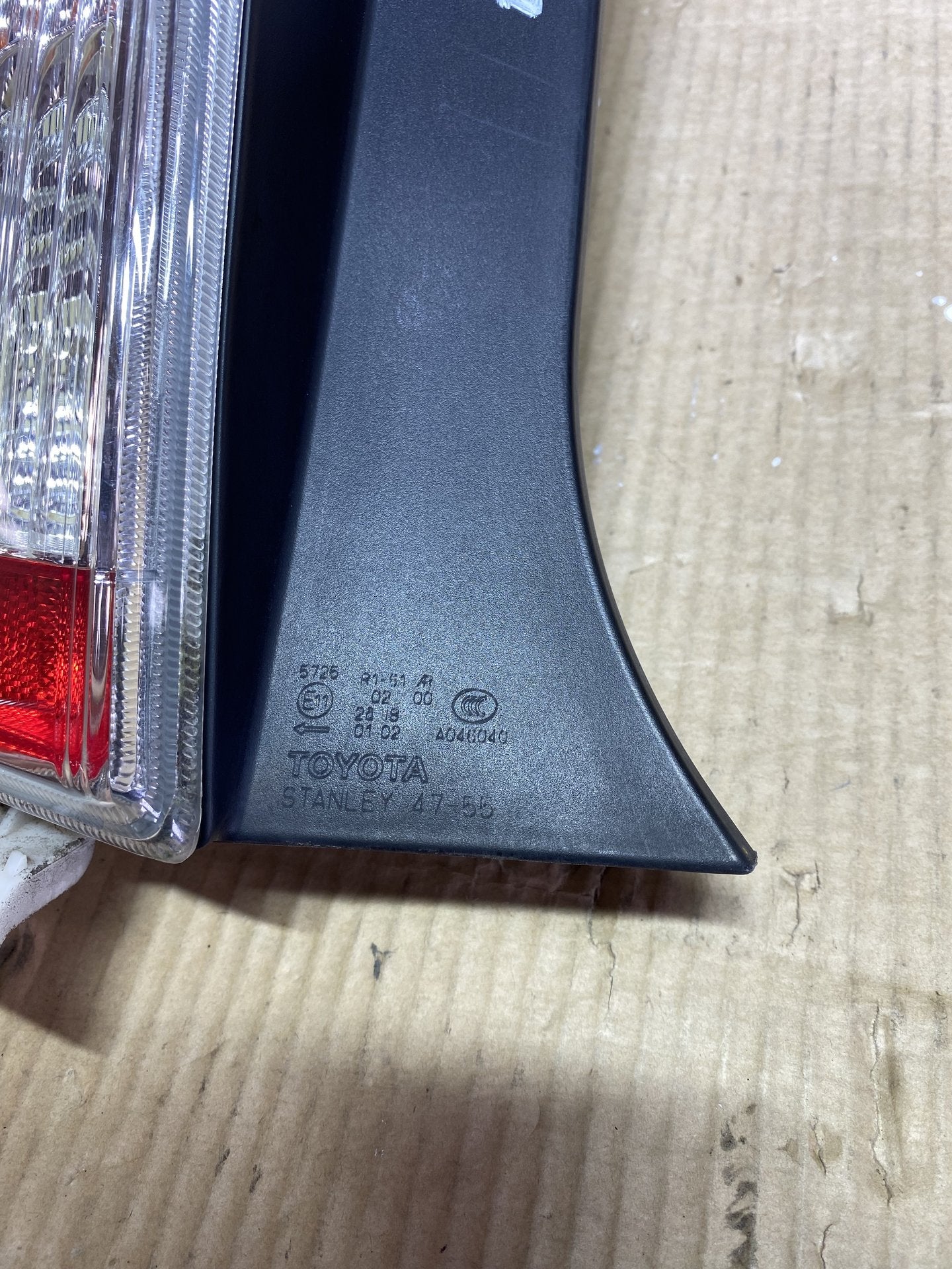 2015 Used Toyota Prius ZVW30 - Left Taillight PN: STANLEY 47-55