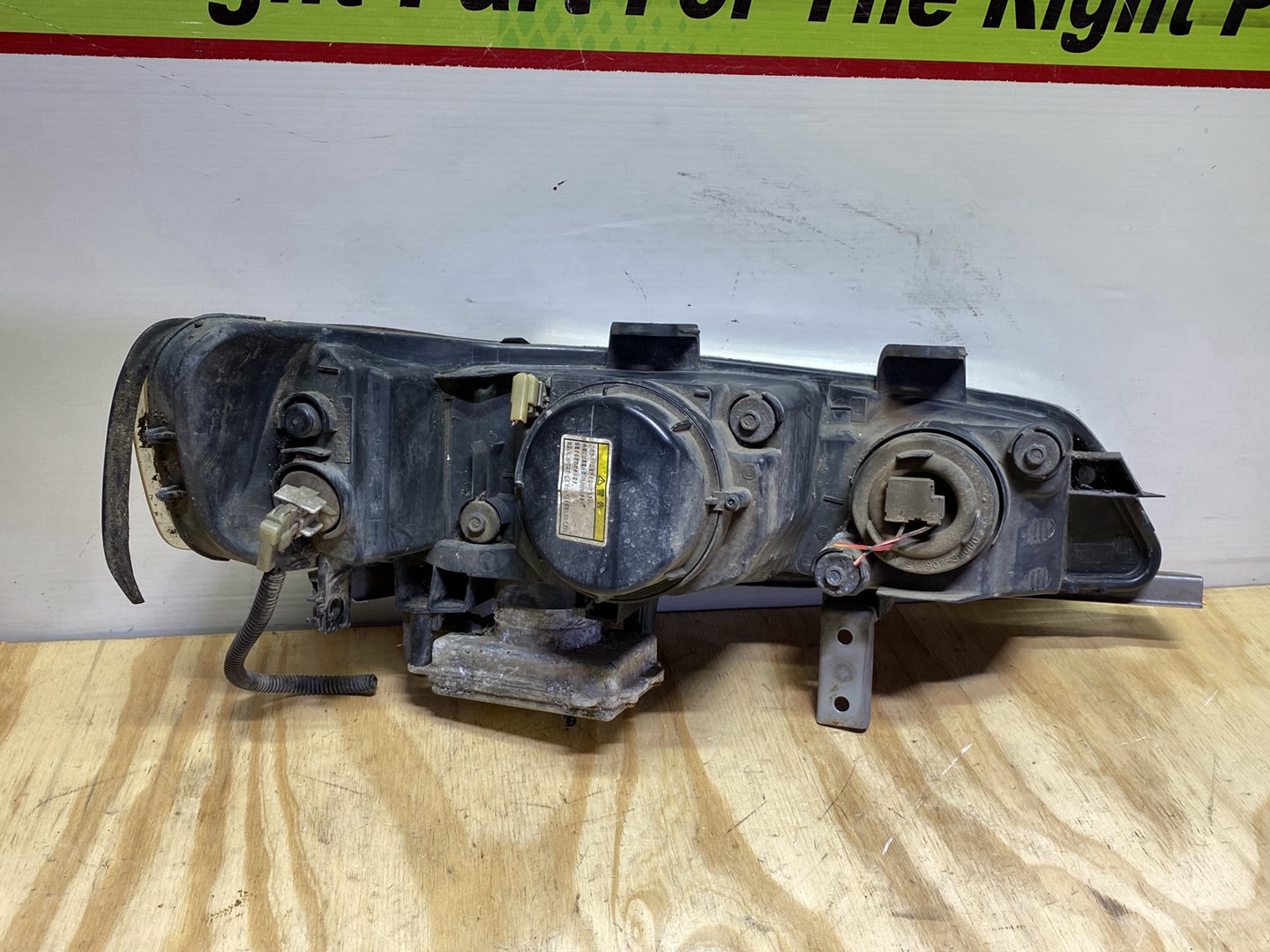 2000 Honda Accord CL3 - Left Headlight PN: STANLEY R7637