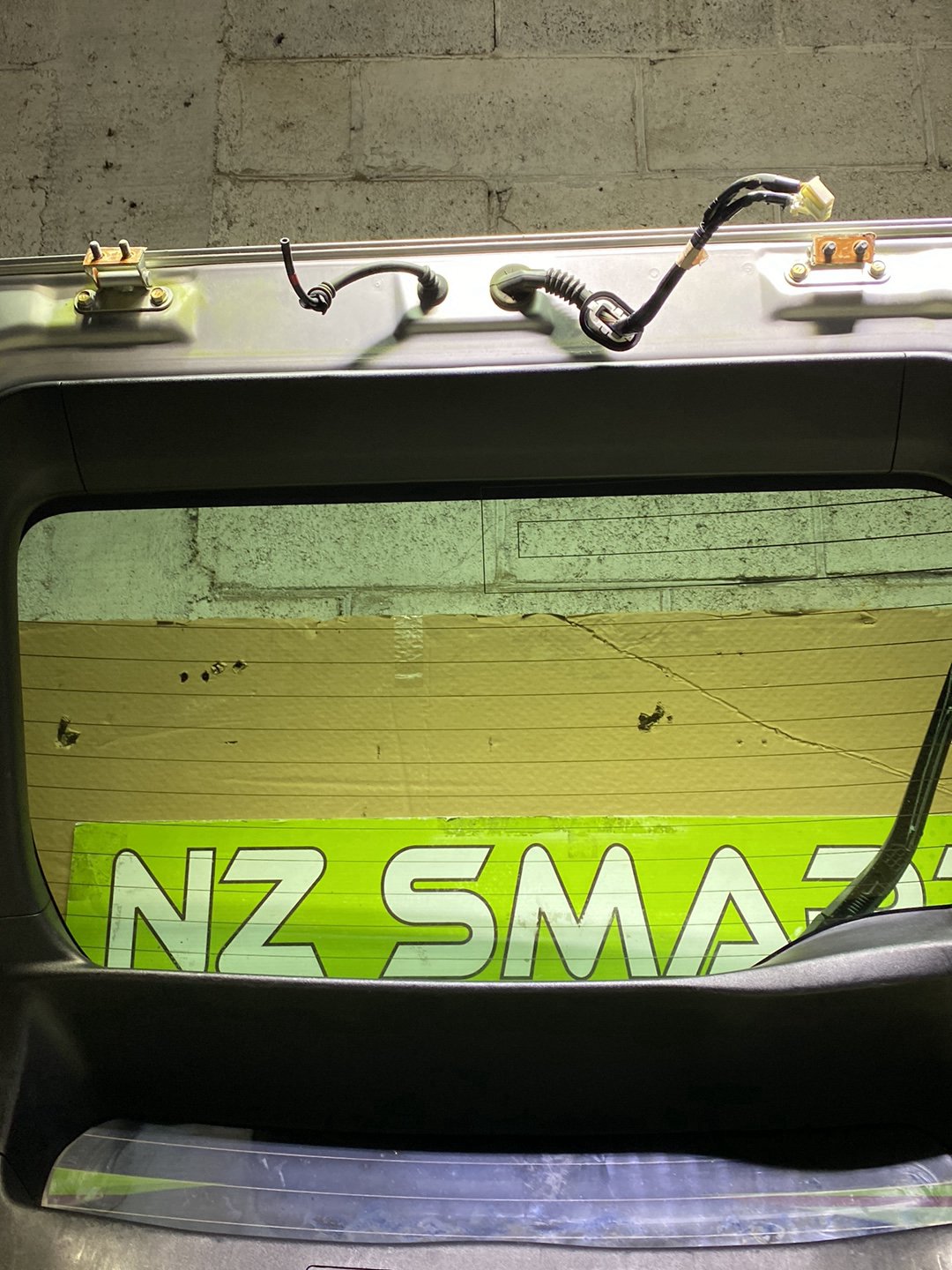 2010 Toyota Prius- Tailgate PN: 6700547181-Complete