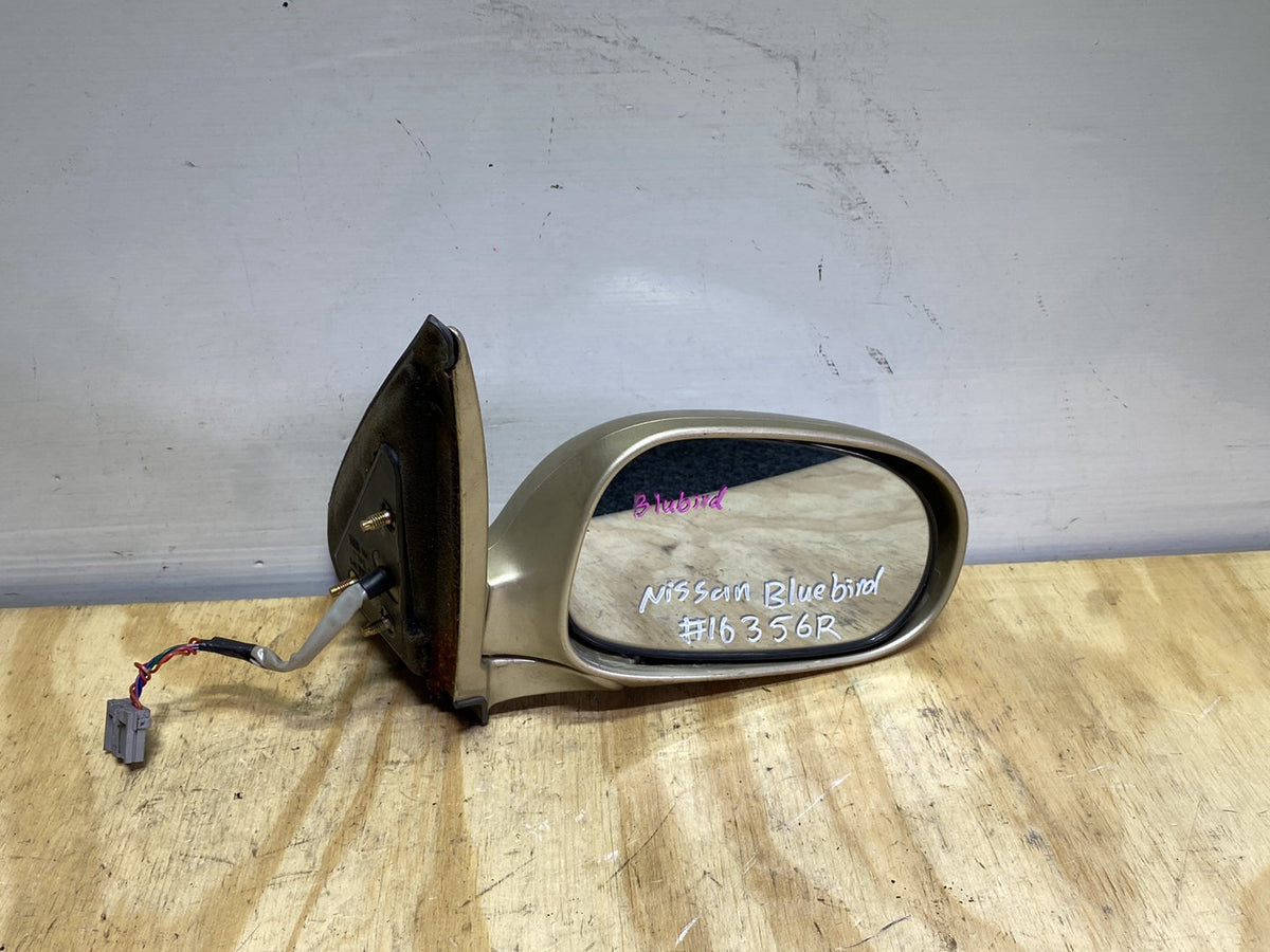 2005 Nissan Bluebird - Right Door Mirror PN: 5 wires