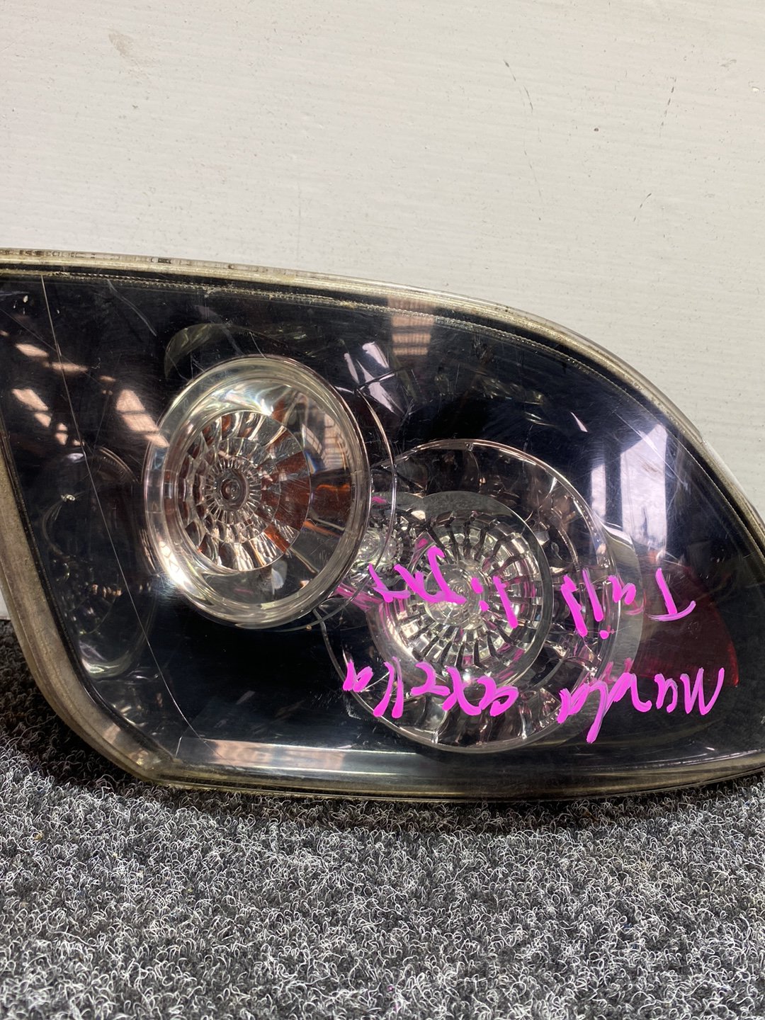 2007 Mazda Axela - Left Taillight