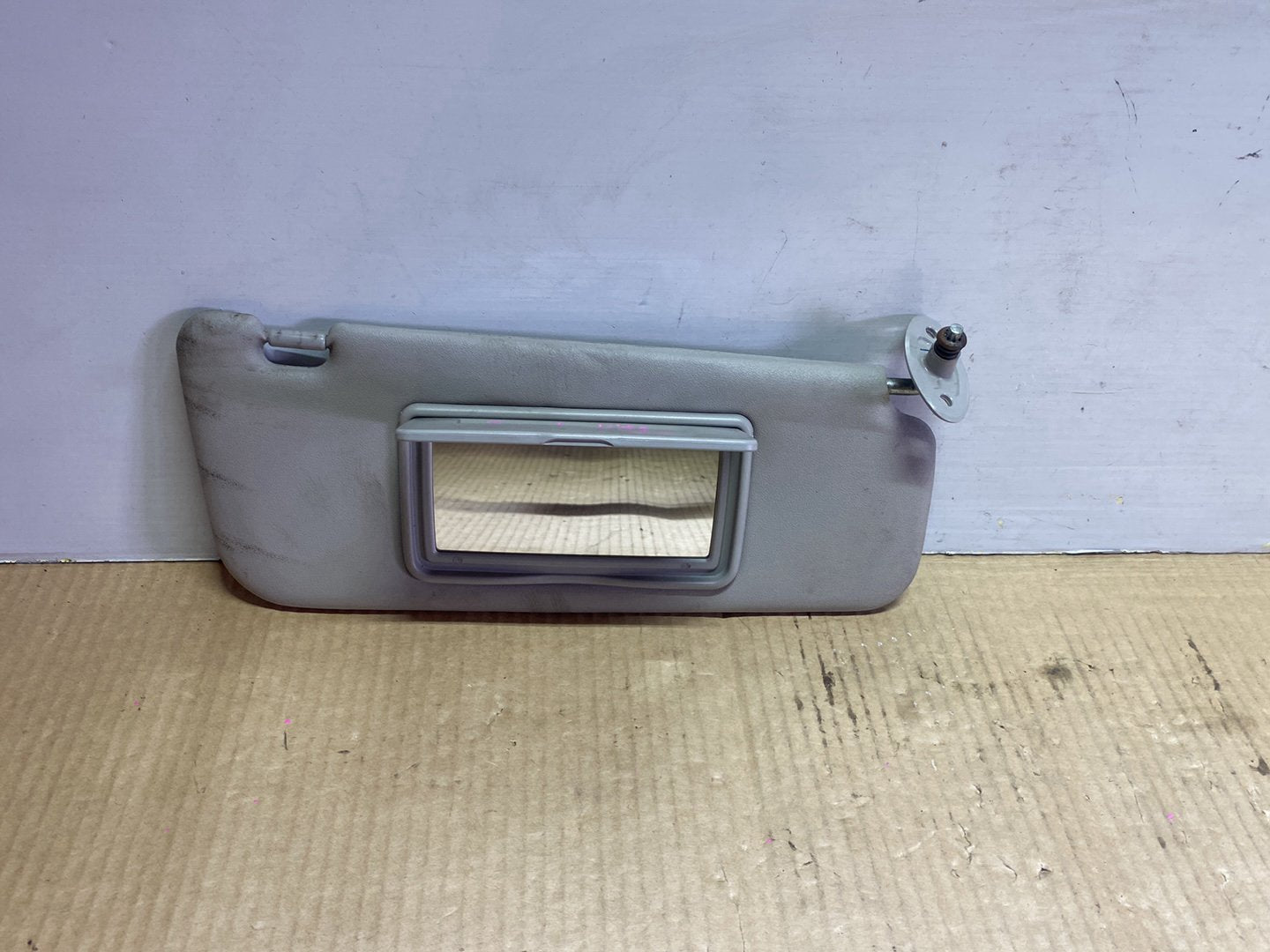 2001 Toyota Vitz NCP10 - Right Sun Visor