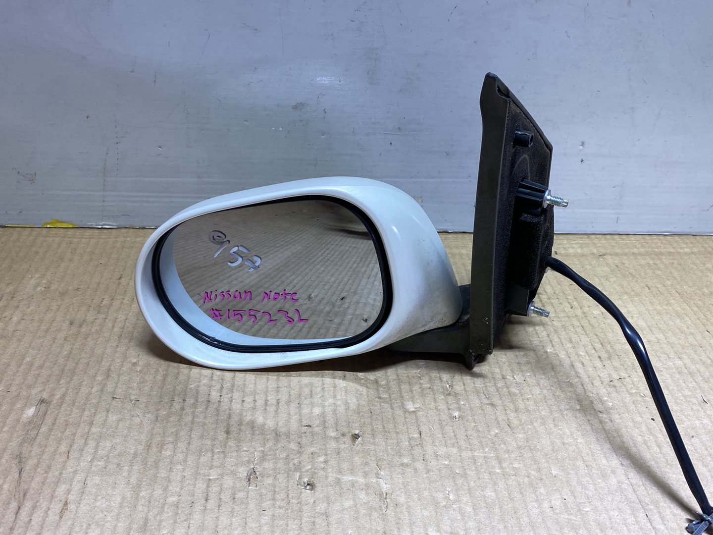 2007 Nissan Note E11 - Left Door Mirror PN: 5 wires