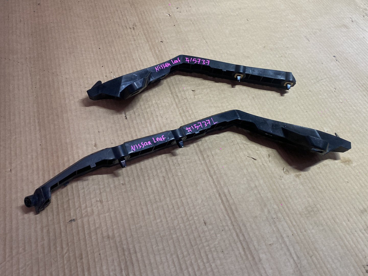 2013 Nissan Leaf AZE0 - Rear Bumper Retainer