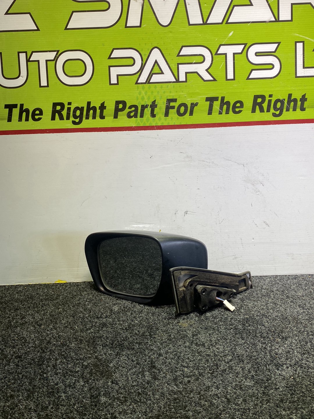 2006 Mazda Premacy - Left Door Mirror PN: 5 wires