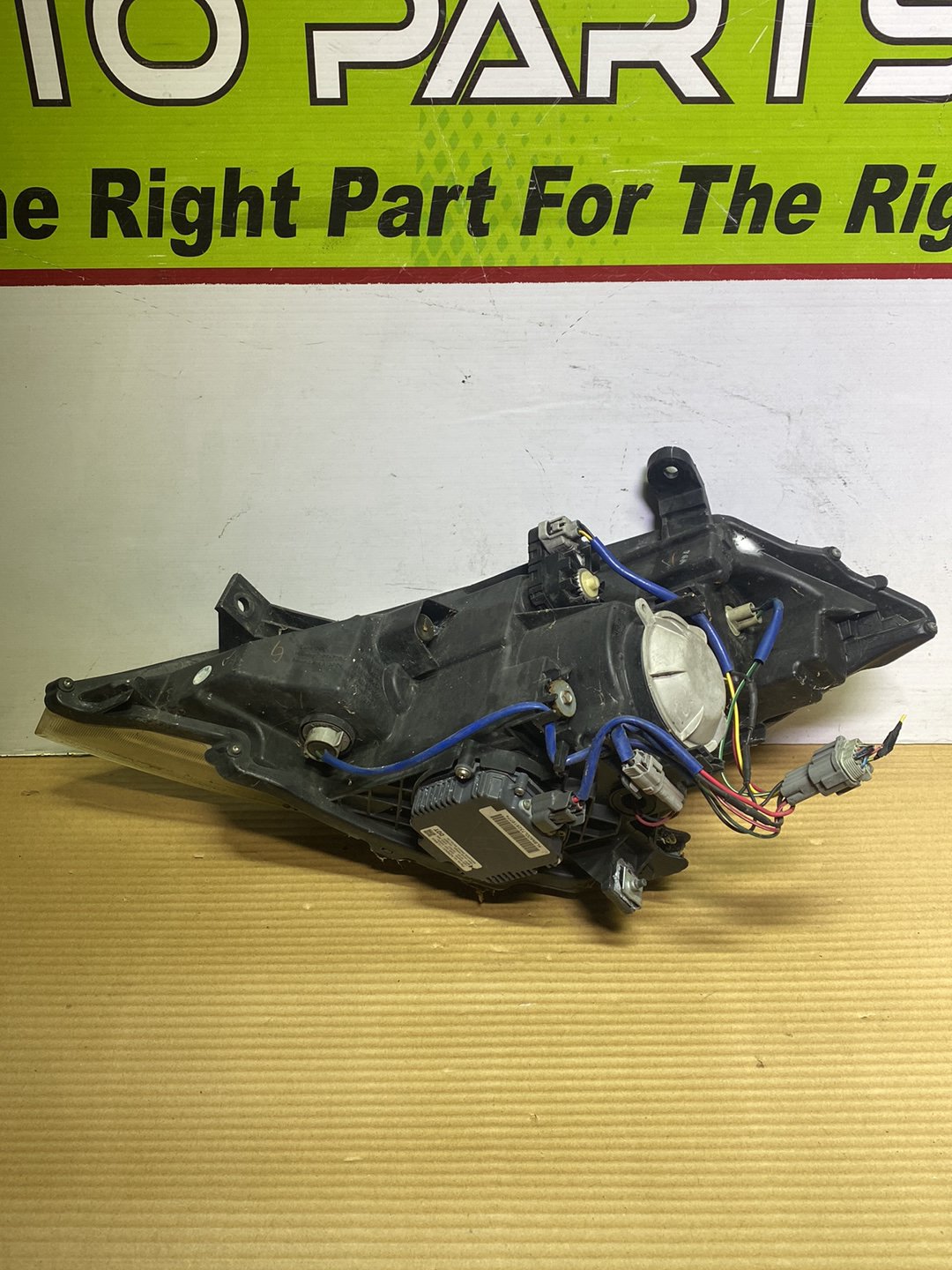 2007 Nissan Murano- Right Headlight PN: