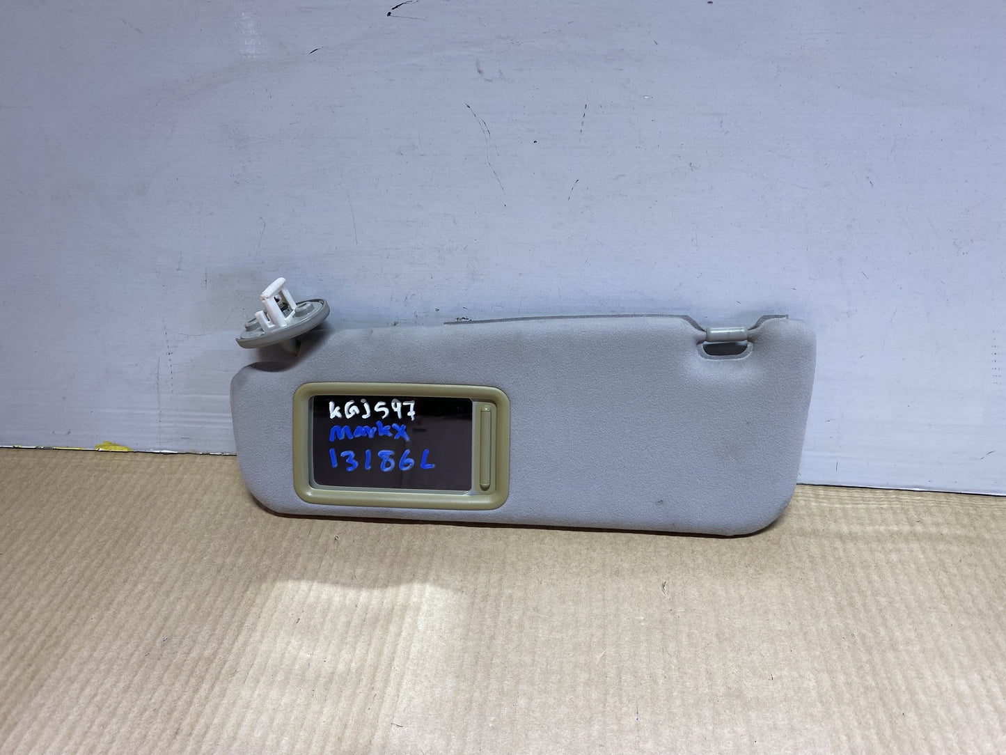 2005 Used Toyota Mark X GRX120 - Left Sun Visor