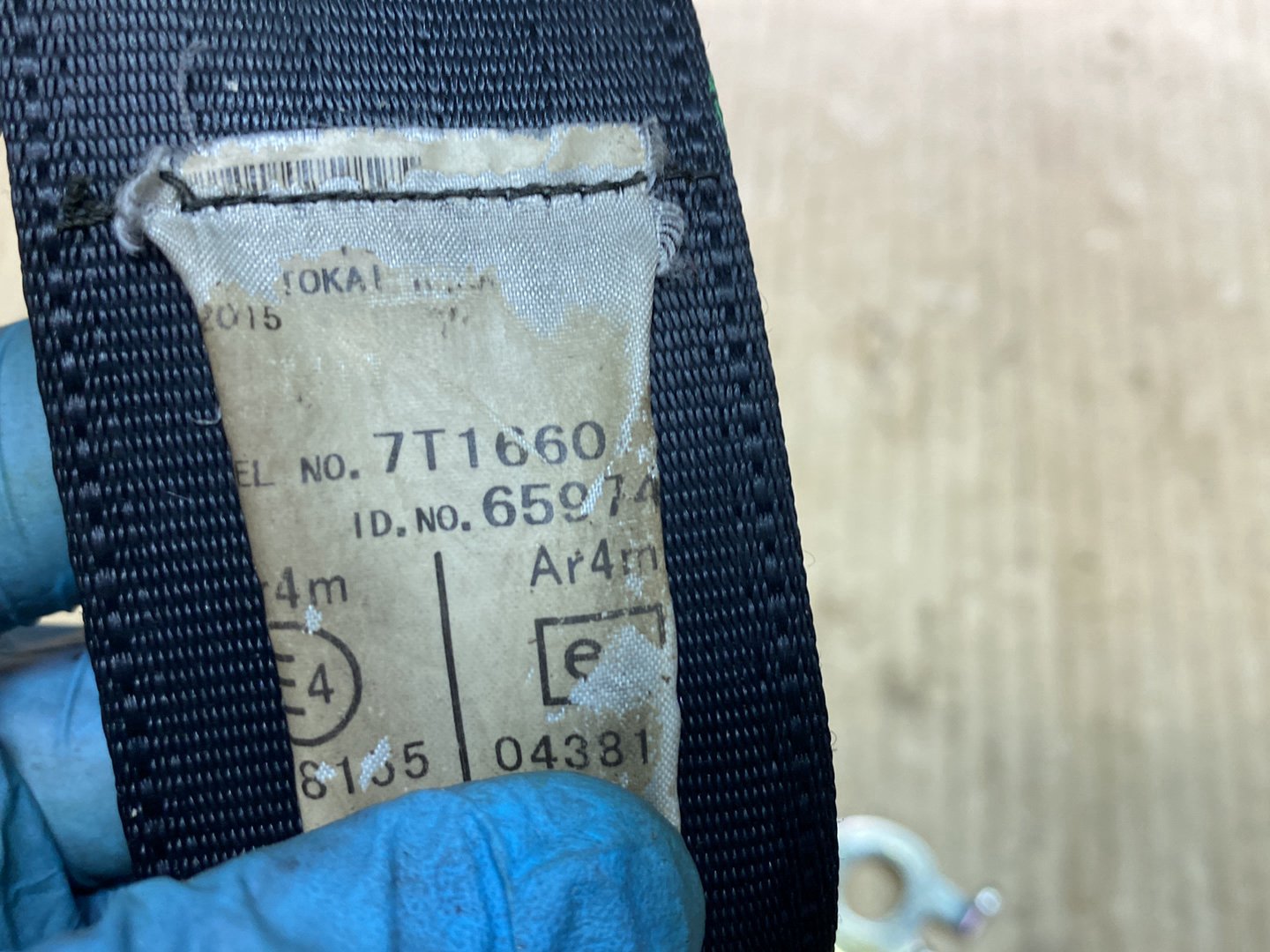 2015 Toyota Prius ZVW30 - Left Rear Seat Belt