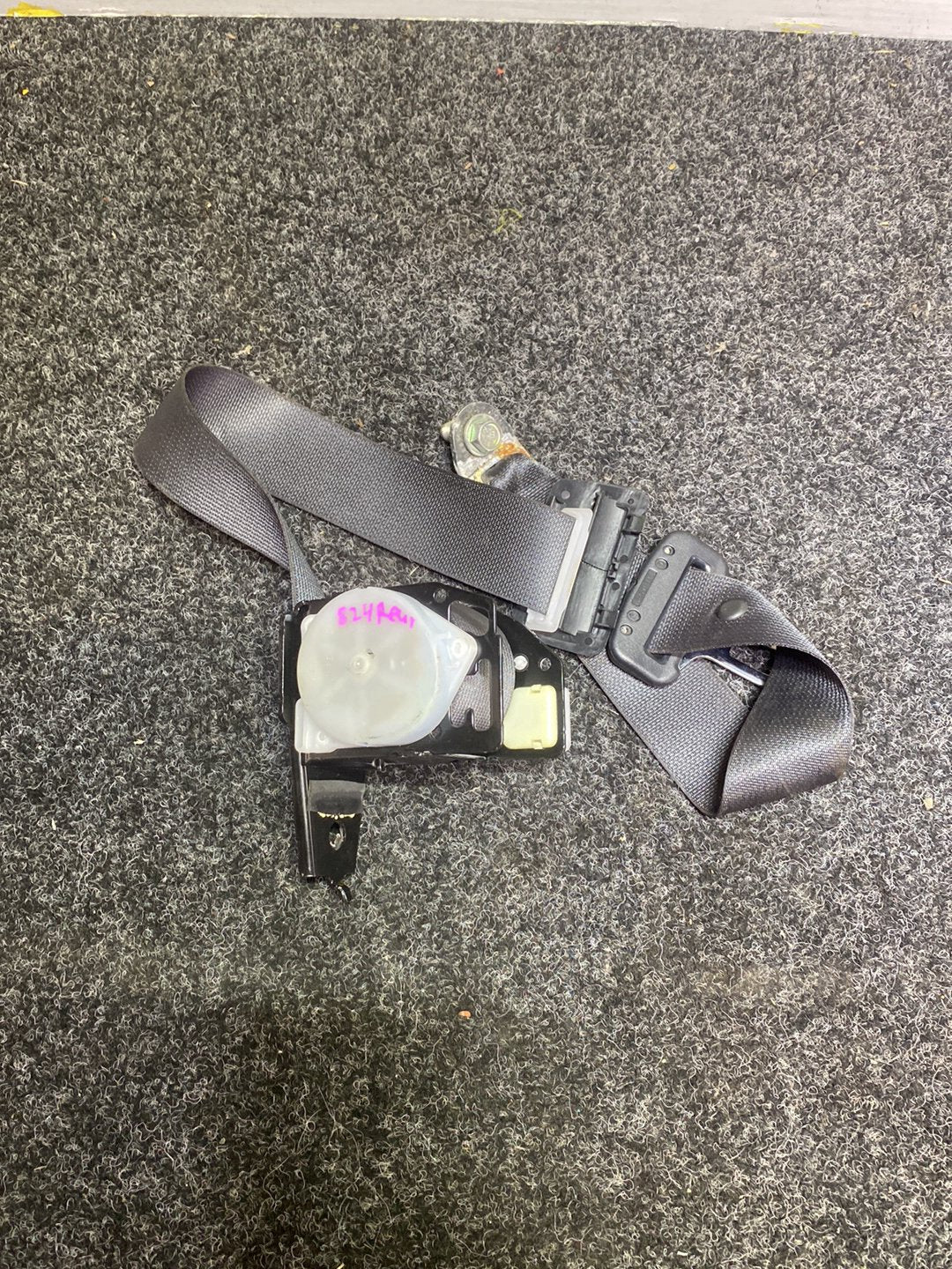 2006 Nissan Fuga Y50 - Right Rear Seat belt PN: Model No TK-AB2-G1938