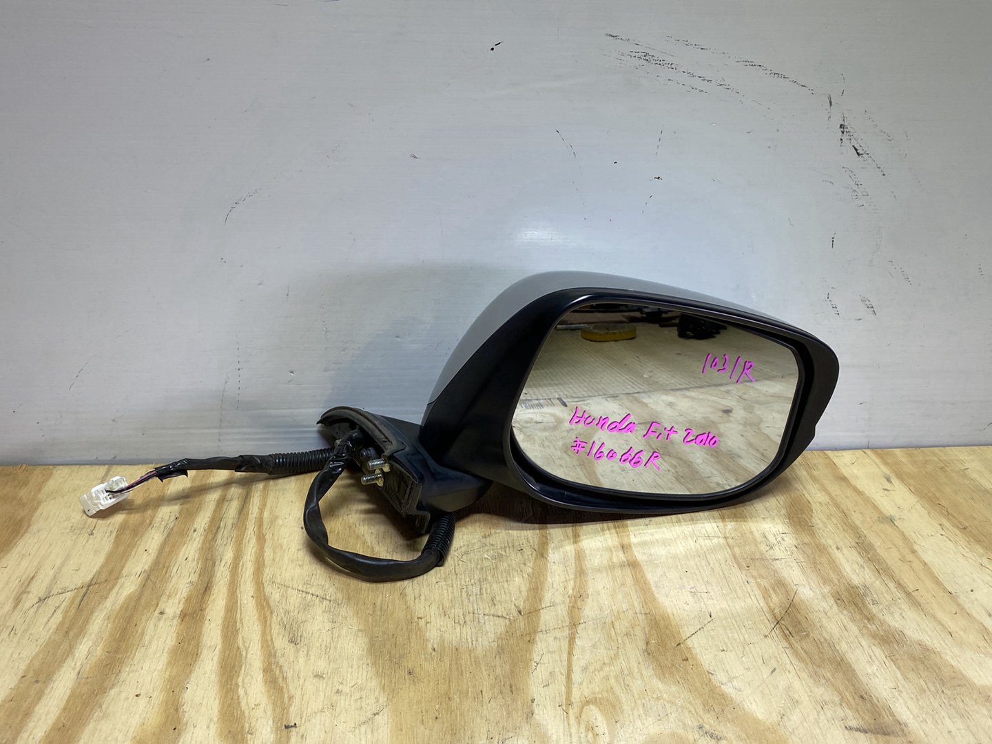 2010 Honda Fit GE6 - Right Door Mirror PN: 7 wires