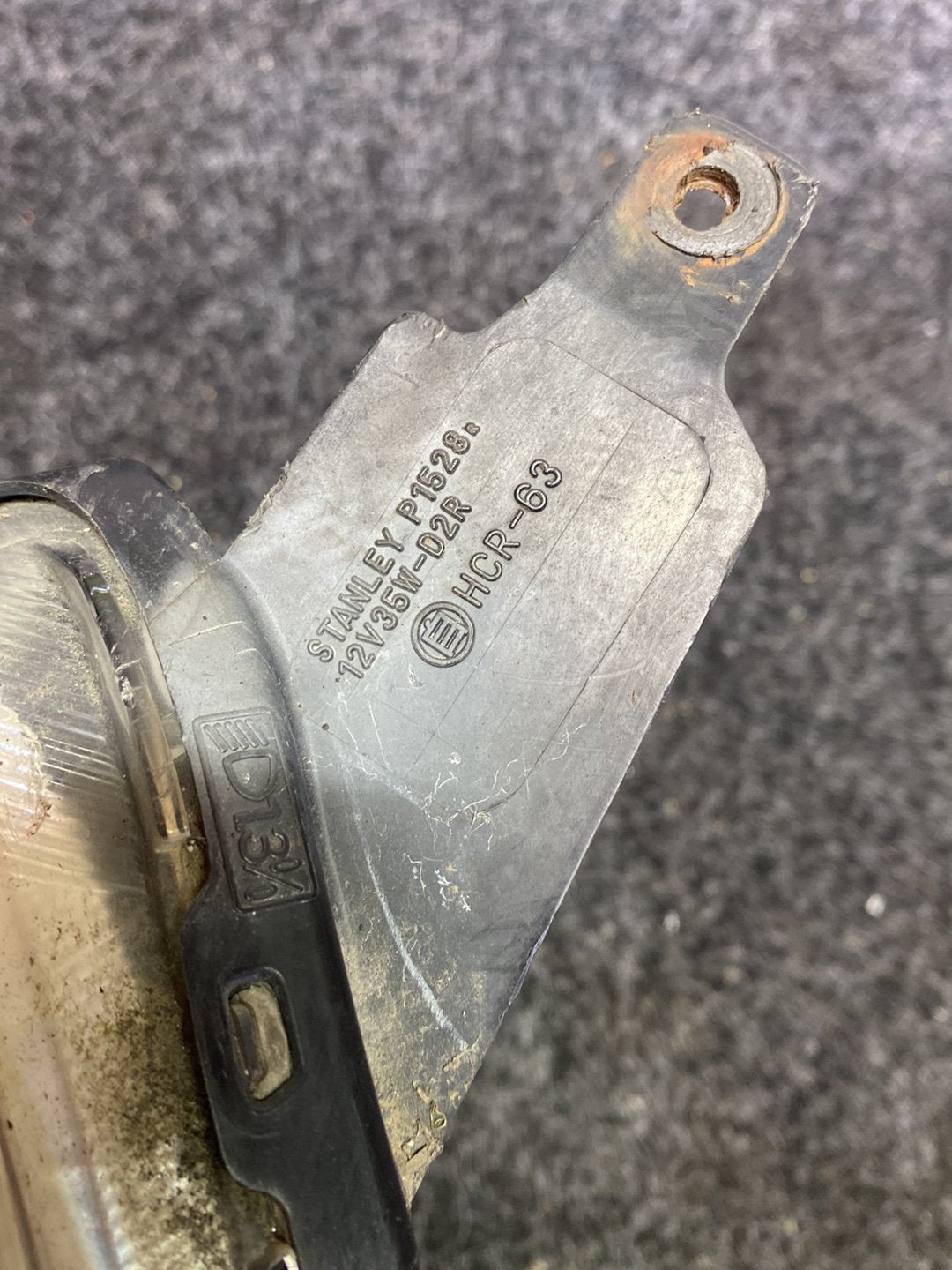 2003 Honda Civic - Right Headlight PN: STANLEY P1528