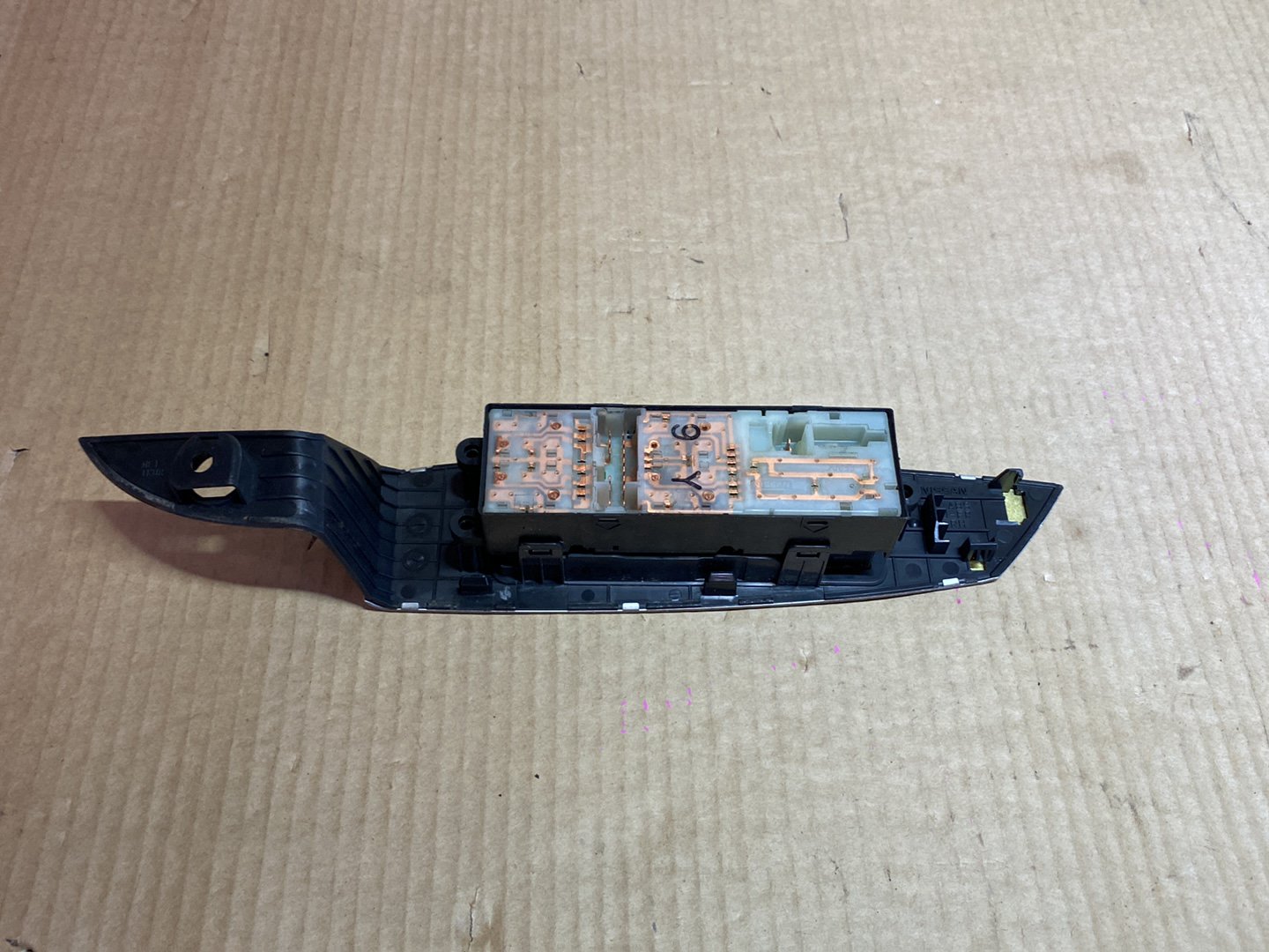 2005 Nissan Murano PNZ50 - Master Power Window Switch ( Second Hand )