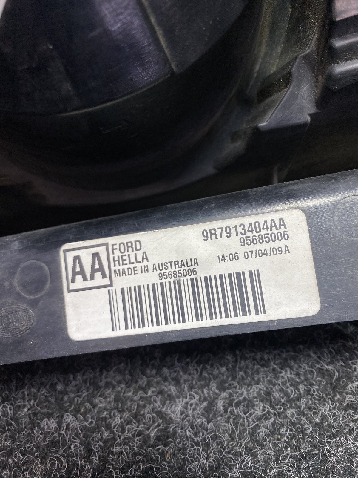 2009 Ford Territory - Right Taillight PN: 957-088