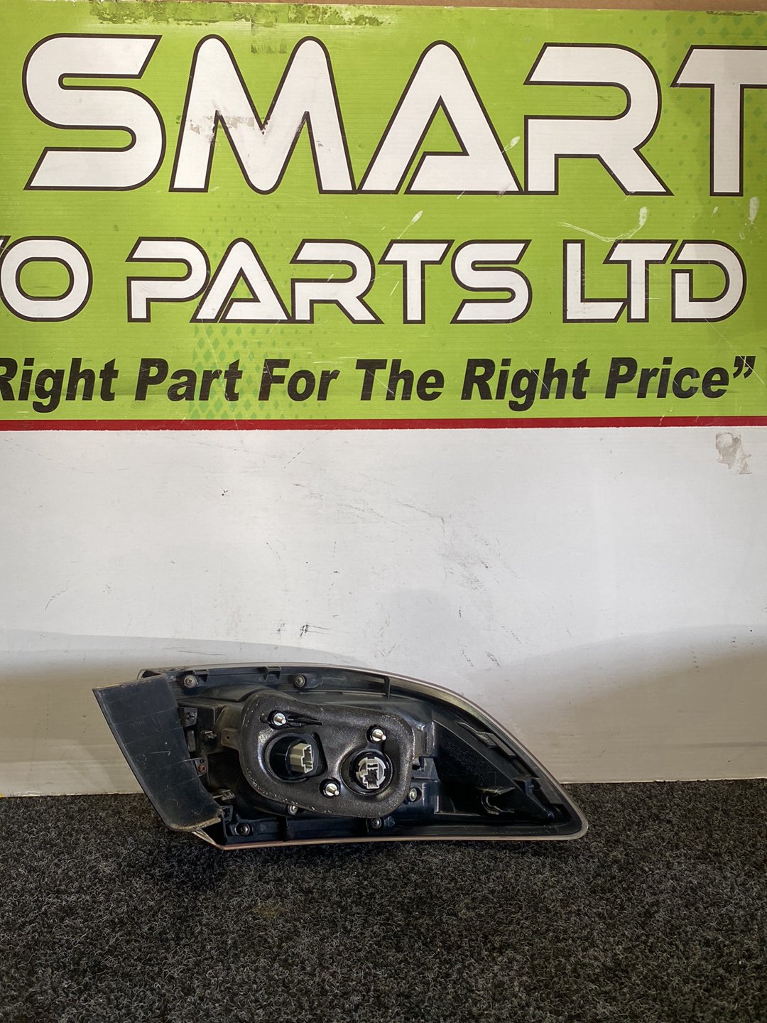 2009 Mazda Axela- Right Tailgate PN: