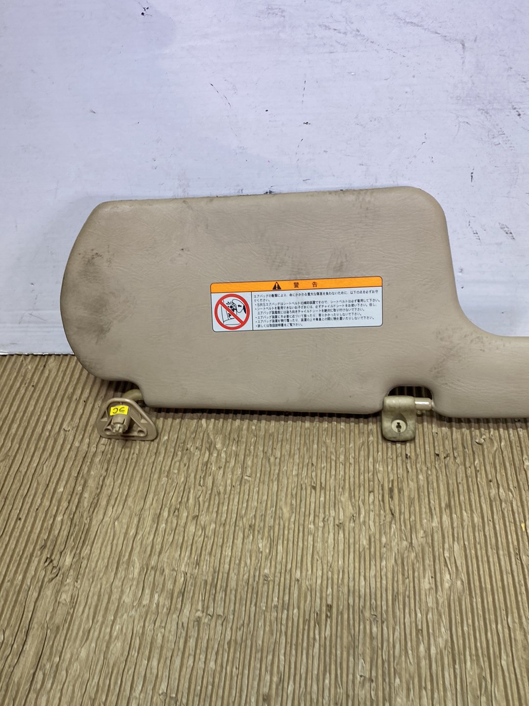2004 Nissan Bluebird- Left Sun Visor PN: see photos