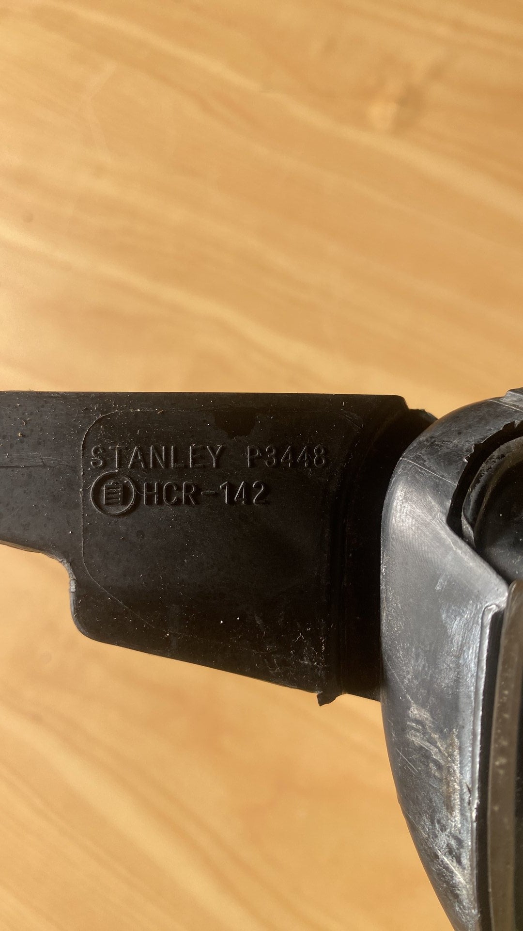 2004 Honda Fit - Right Headlight PN: P3448 H.I.D chrome inner