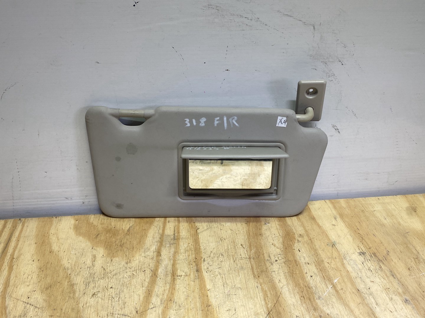 2012 Nissan March IV K13 K13 - Right Sun Visor