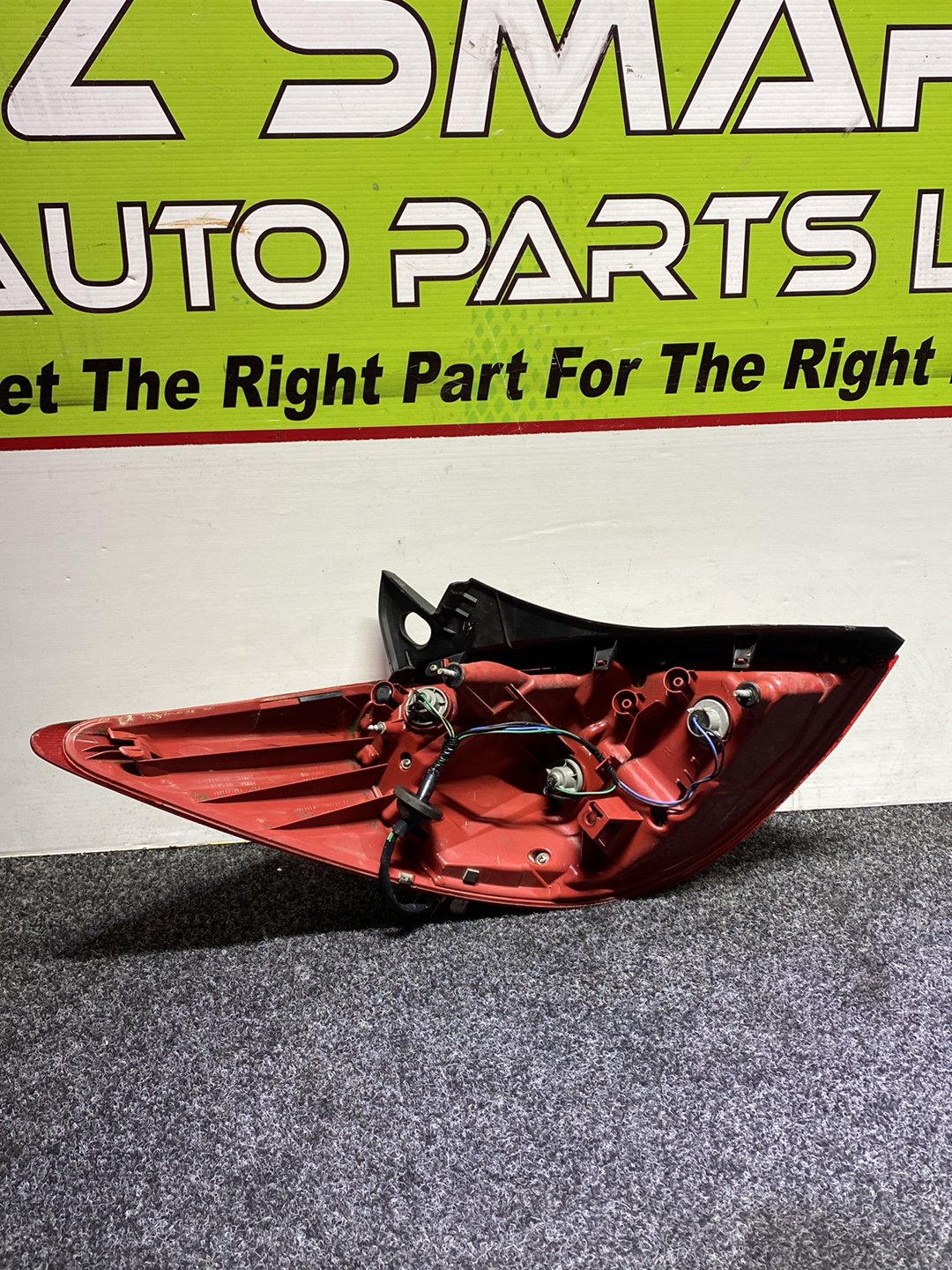 Nissan Tiida - Right Taillight PN: P7511