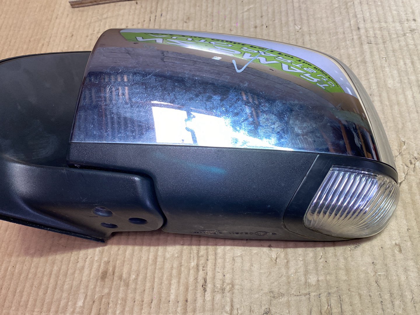 2013 Holden Colorado - Left Door Mirror PN: 8 wires