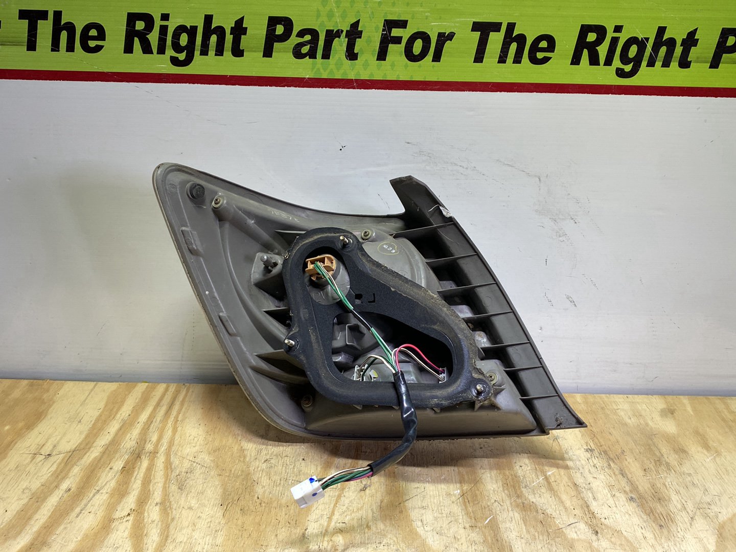 2001 Toyota Altezza GXE10 - Right Taillight PN: Koito 53-21