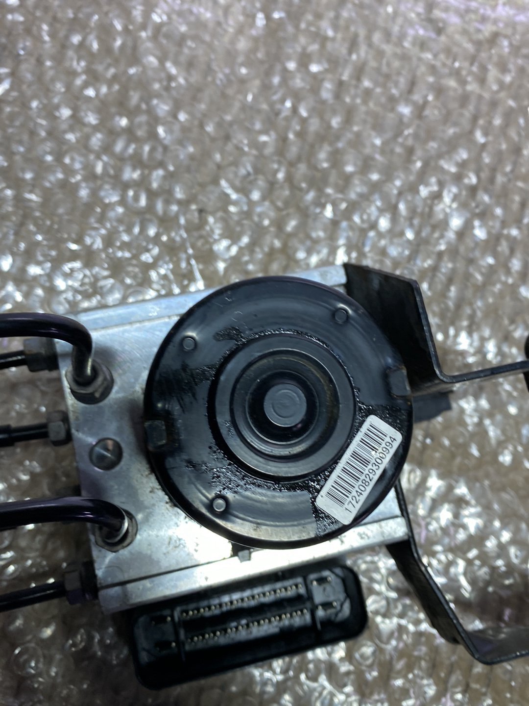 2009 Mazda Axela- ABS Pump PN: see photos