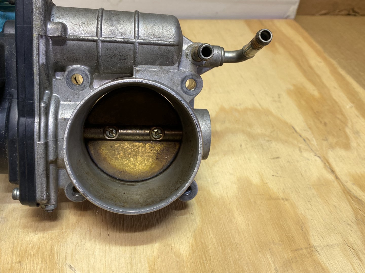 2007 Nissan Dualis - Throttle Body