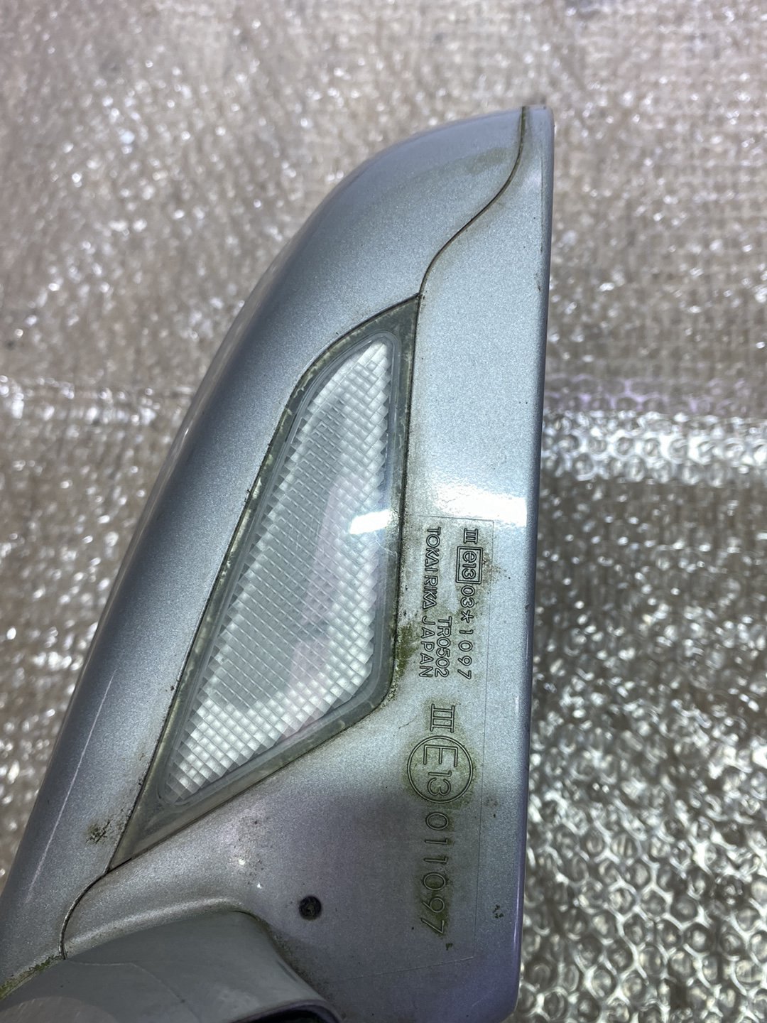 2005 Lexus IS250- Left Door Mirror PN: 2 plugs 14 wires