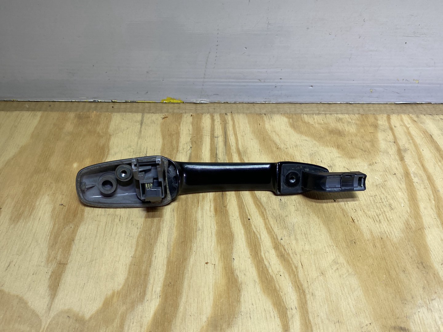 2005 Mazda Axela BK5P - Right Front Exterior Door Handle