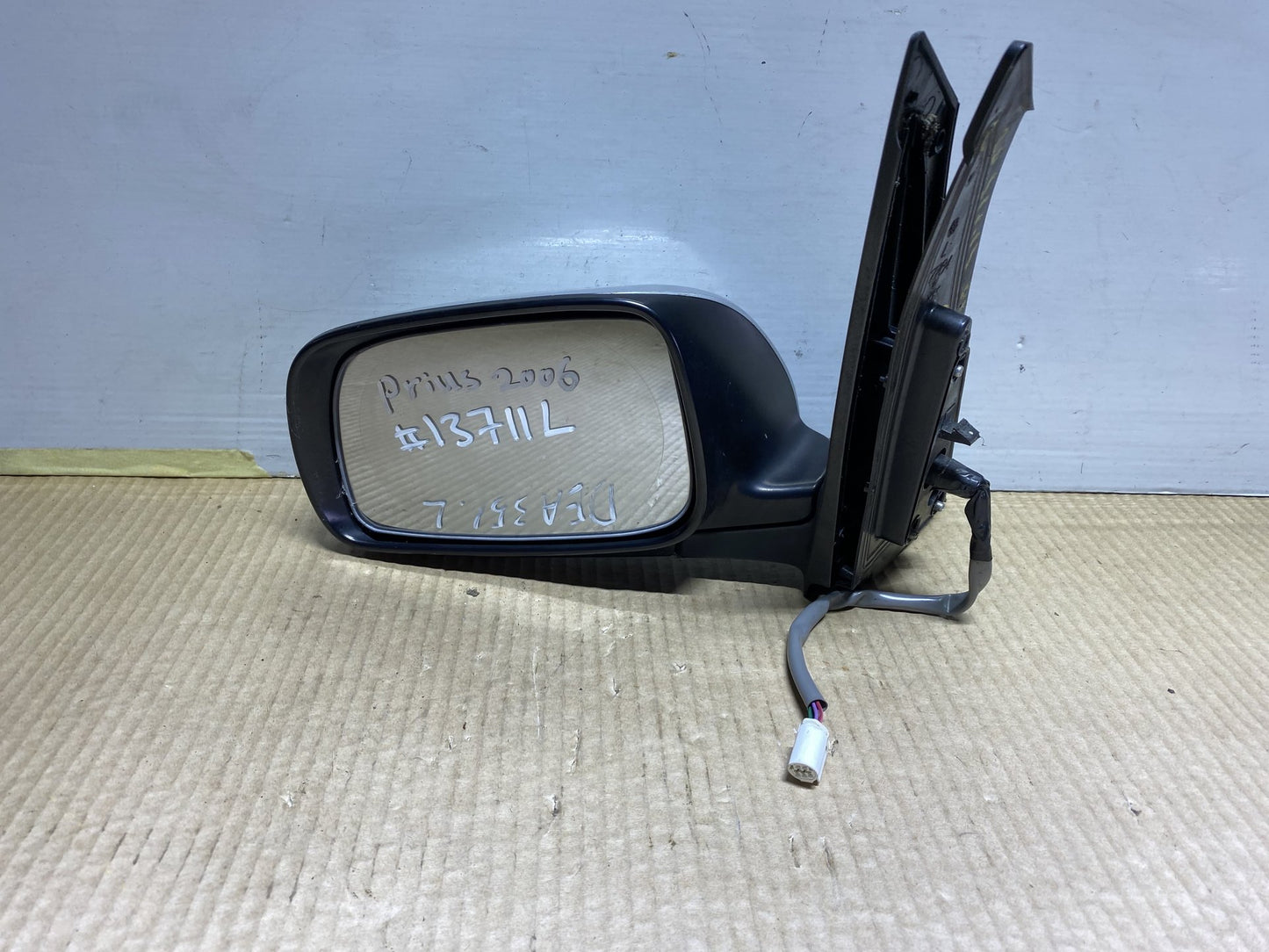 2006 Used Toyota Prius - Left Door Mirror PN: 3 wires