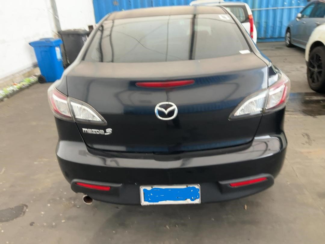 2011 Mazda Mazda3 - Dismantling For Parts