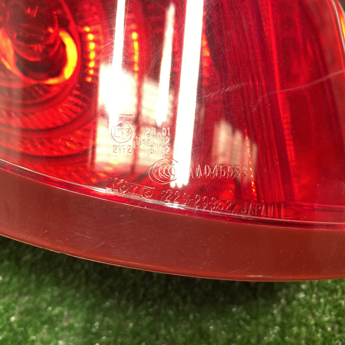 2006 Subaru Legacy - Left Taillight LENS: KOITO 220-20952/ PN: 84201AG332