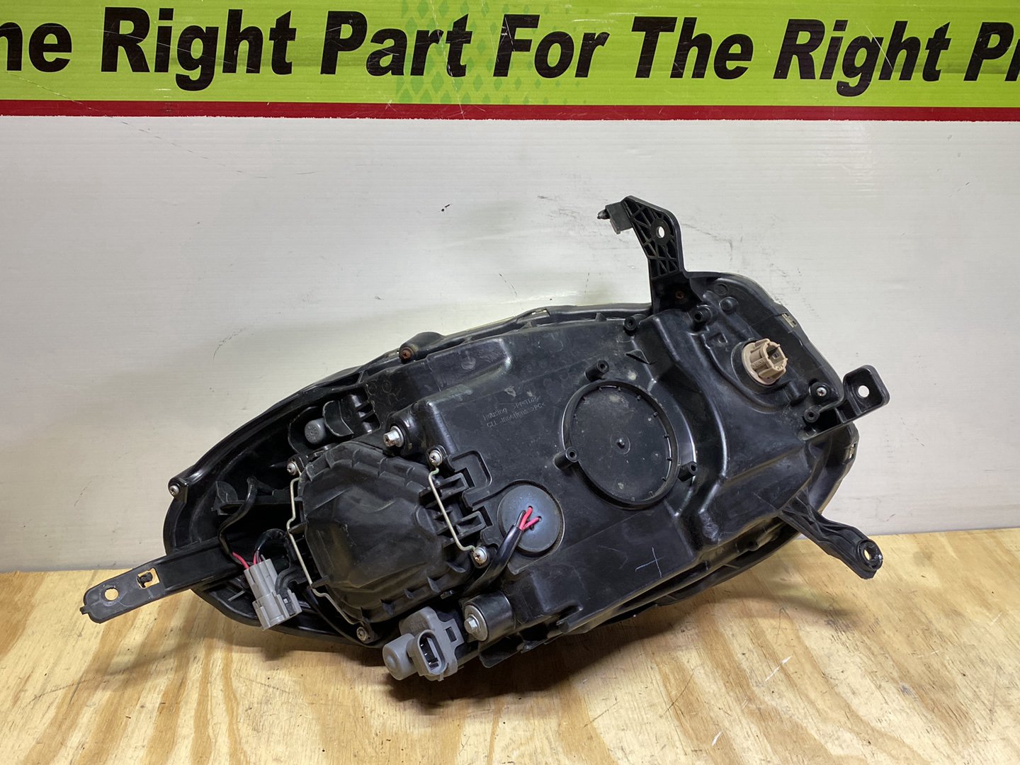 2010 Nissan March AK12 - Right Headlight PN: ICHIKOH 1816