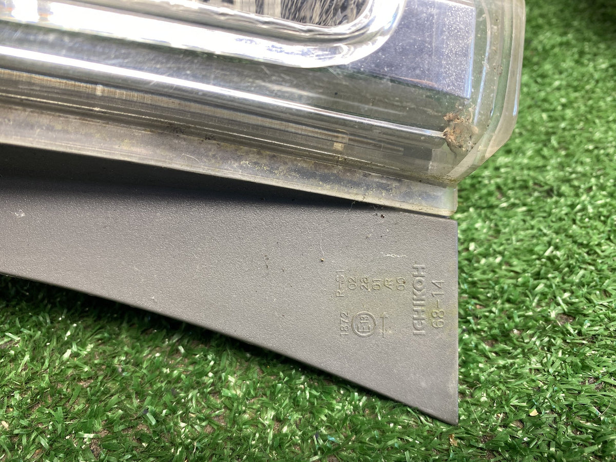 2006 Used Toyota Wish - Right Taillight PN: ICHIKOH 68-14