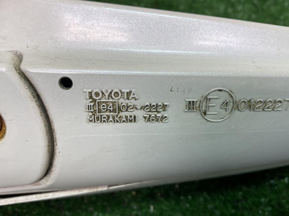 2004 to 2009 - Used Toyota Mark X New Zealand Only - Right Door Mirror - Non-Indicator, 5 Wire, 1St Gen