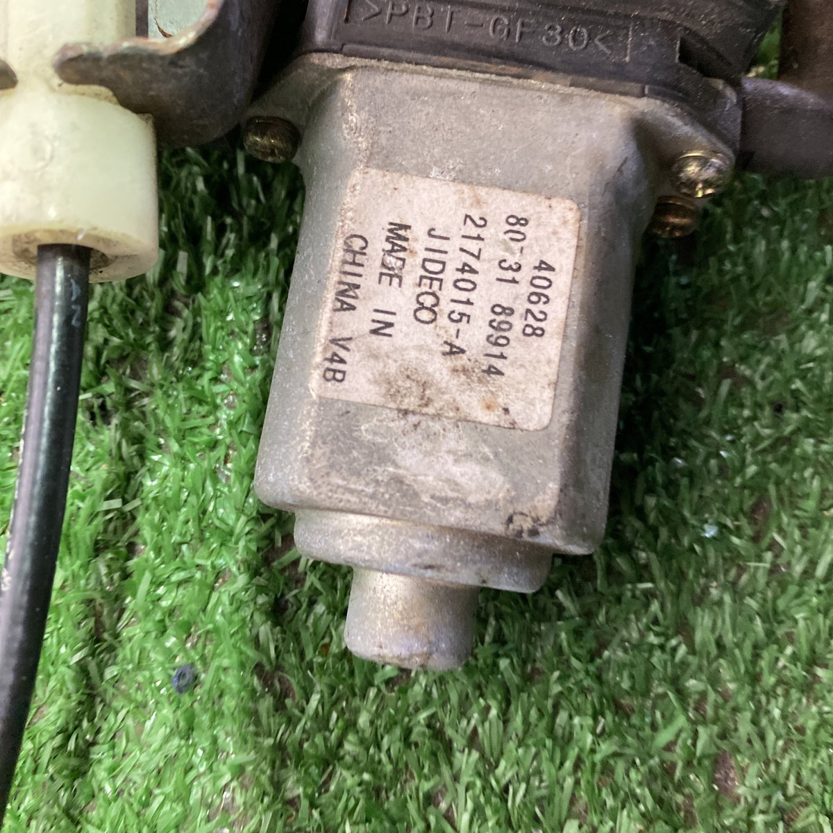 2010 Nissan March Left Front Window Regulator PN: 80721AX00A/Motor PN 807318990B