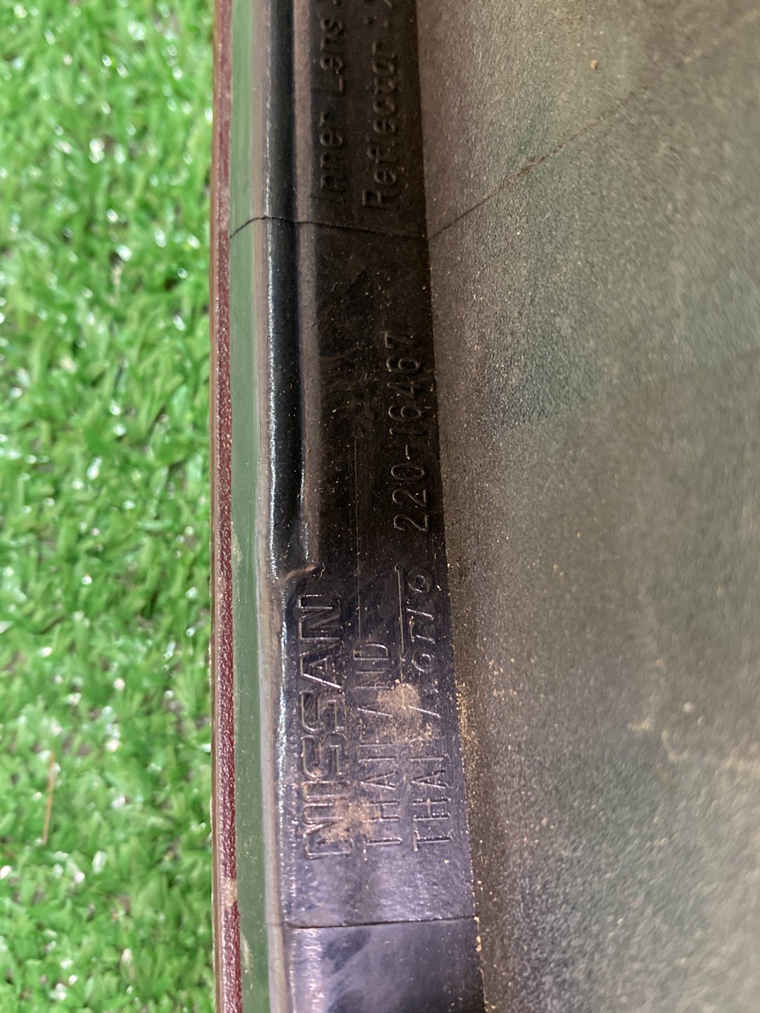 2008 Nissan Navara - Right Taillight PN: KOITO 220-16467