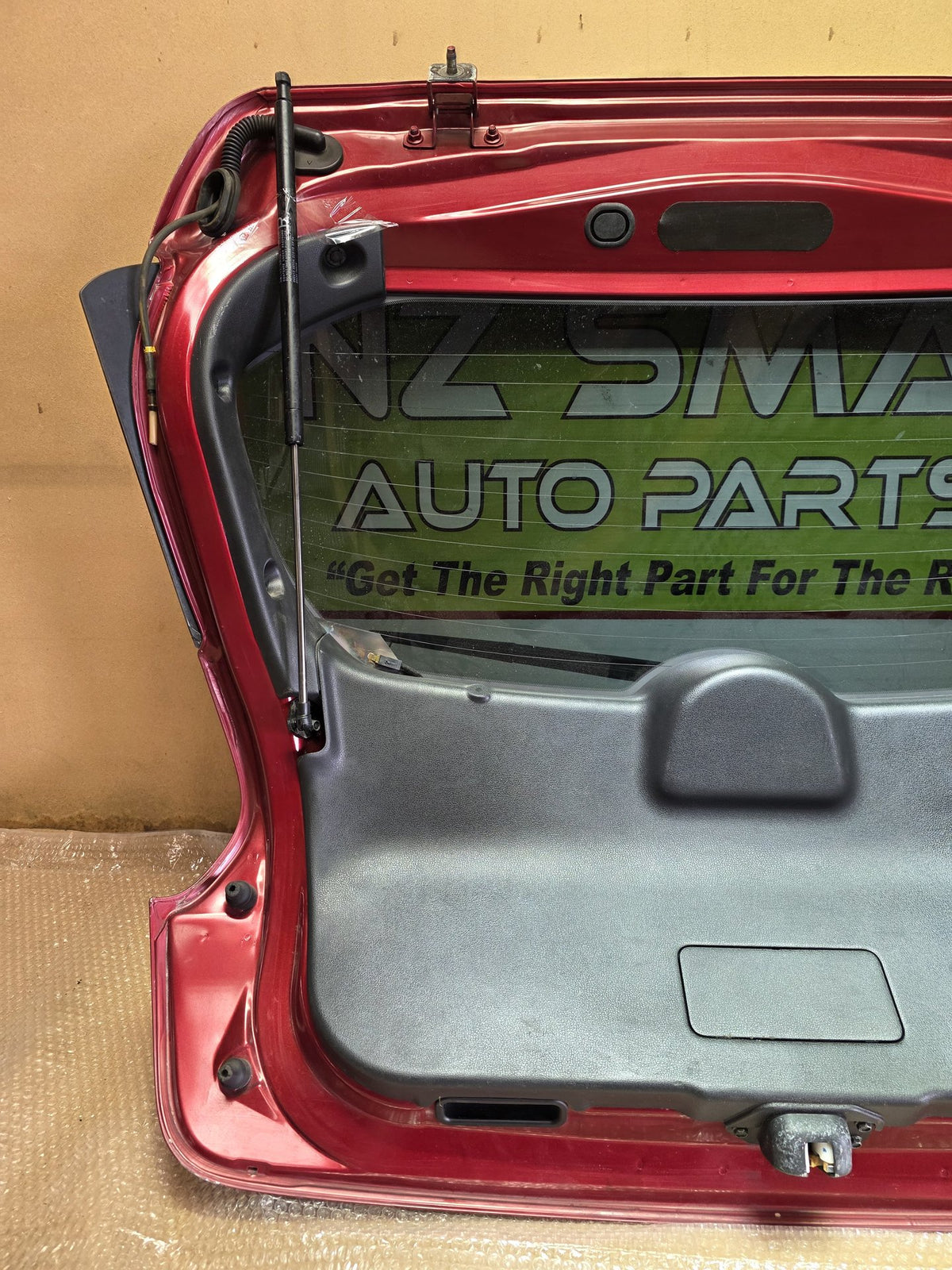 2016 Nissan Juke - Tailgate PN:
