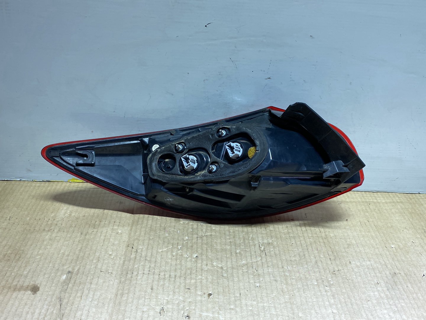2013 Mazda CX-5 KE2AW - Right Taillight PN: W0429
