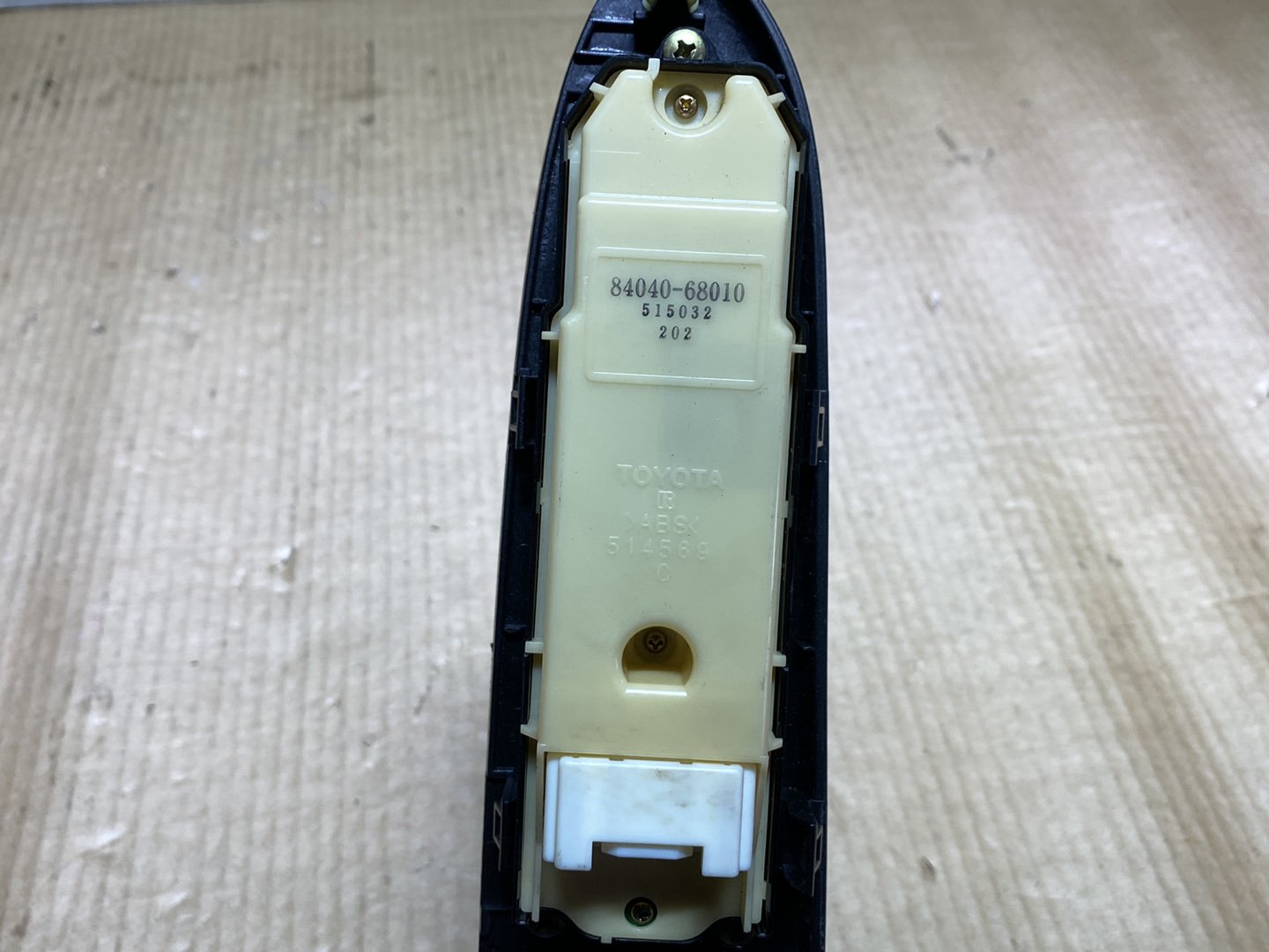 2004 Toyota Wish ANE10 - Master Power Window Switch PN: 84040-68010