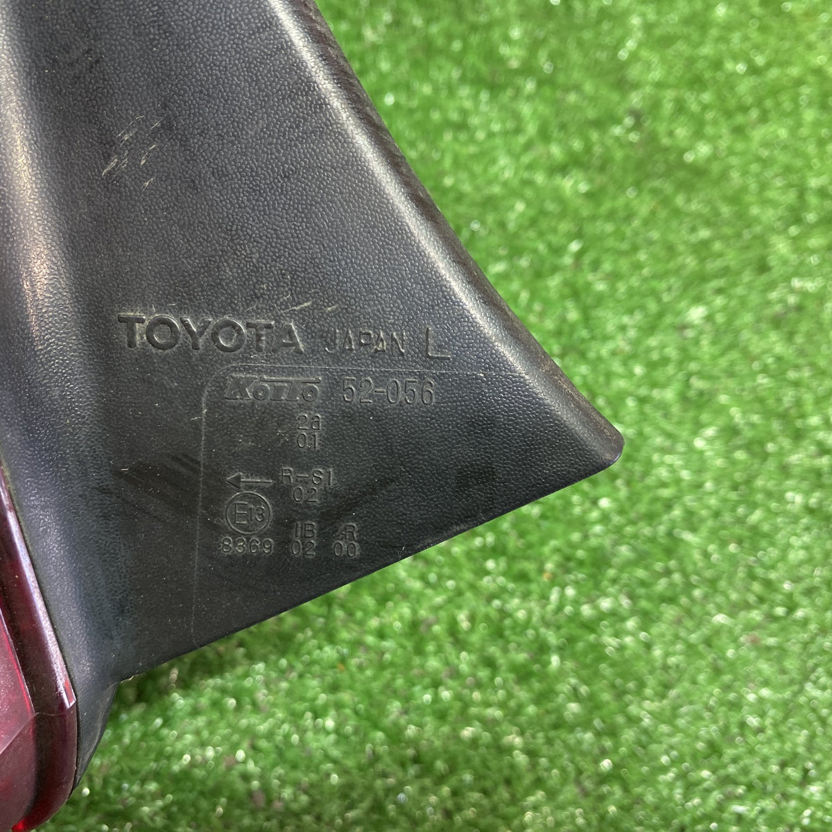 2004 Used Toyota Ist - Left Taillight PN: KOITO 52-056