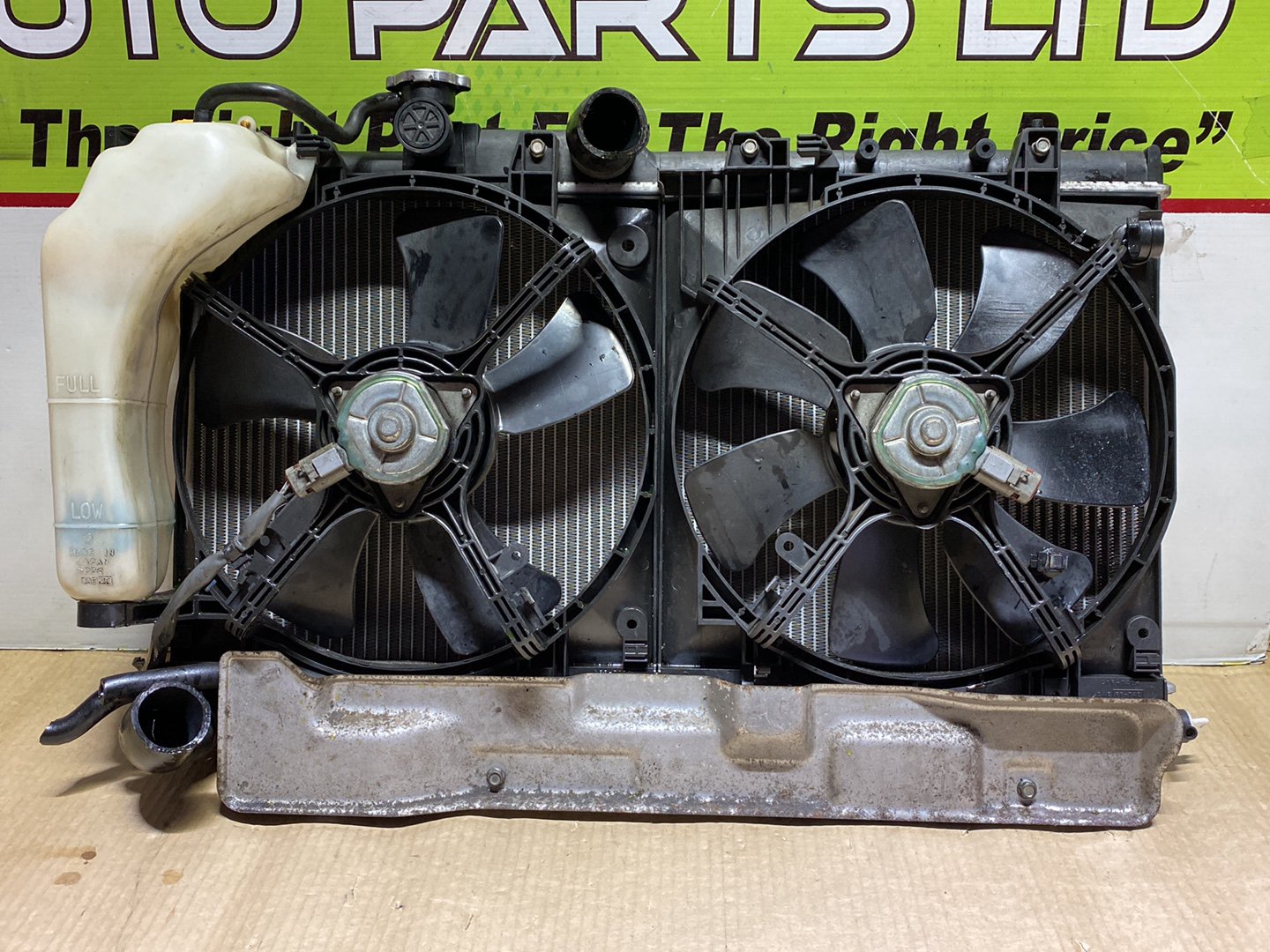 2007 Subaru Impreza GGC - Radiator PN: radiator fan