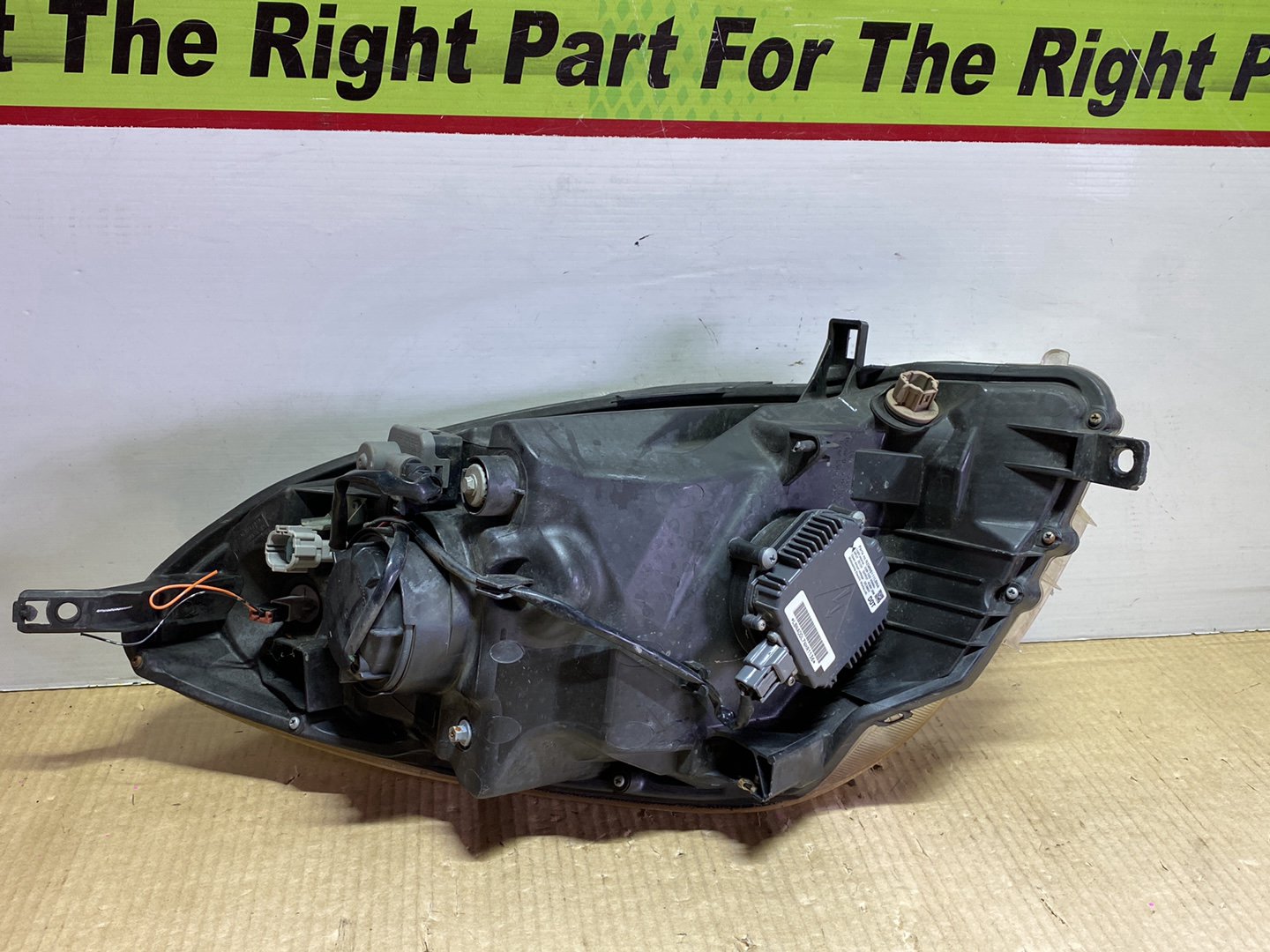 2007 Nissan Note E11 - Left Headlight PN: ICHIKOH 1758